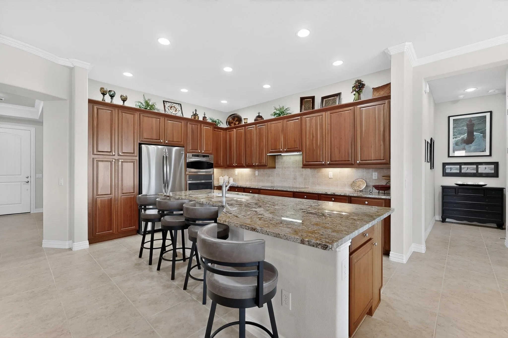 Single Family Residence For Sale in Denton County , 8708 Sarasota, Denton, Texas 76207, 2 Bedroom, 3 Bathroom, 3 Garage spaces, 2,752 Sqft, built in 2010, mls#21380251, Real Estate Agent in Denton, Homes For Sale in Denton county, Homes For Sale in Denton, Realtor in Denton Texas, Real Estate Brokerage Independent Realty Texas, Luminita Cordes Realtor