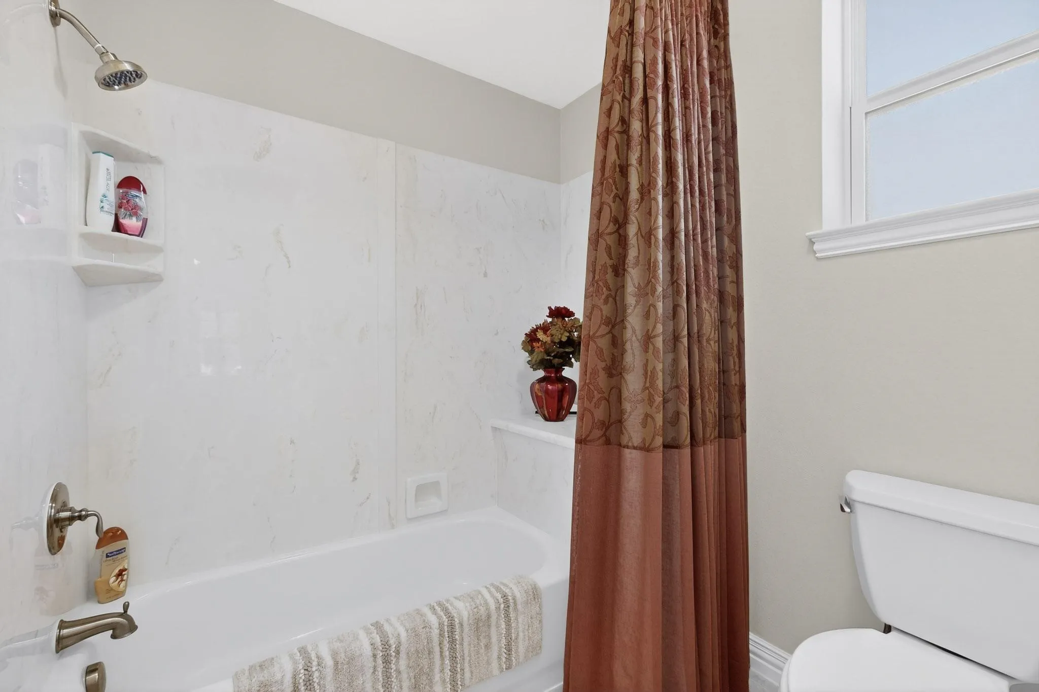Single Family Residence For Sale in Denton County , 8708 Sarasota, Denton, Texas 76207, 2 Bedroom, 3 Bathroom, 3 Garage spaces, 2,752 Sqft, built in 2010, mls#21380251, Real Estate Agent in Denton, Homes For Sale in Denton county, Homes For Sale in Denton, Realtor in Denton Texas, Real Estate Brokerage Independent Realty Texas, Luminita Cordes Realtor
