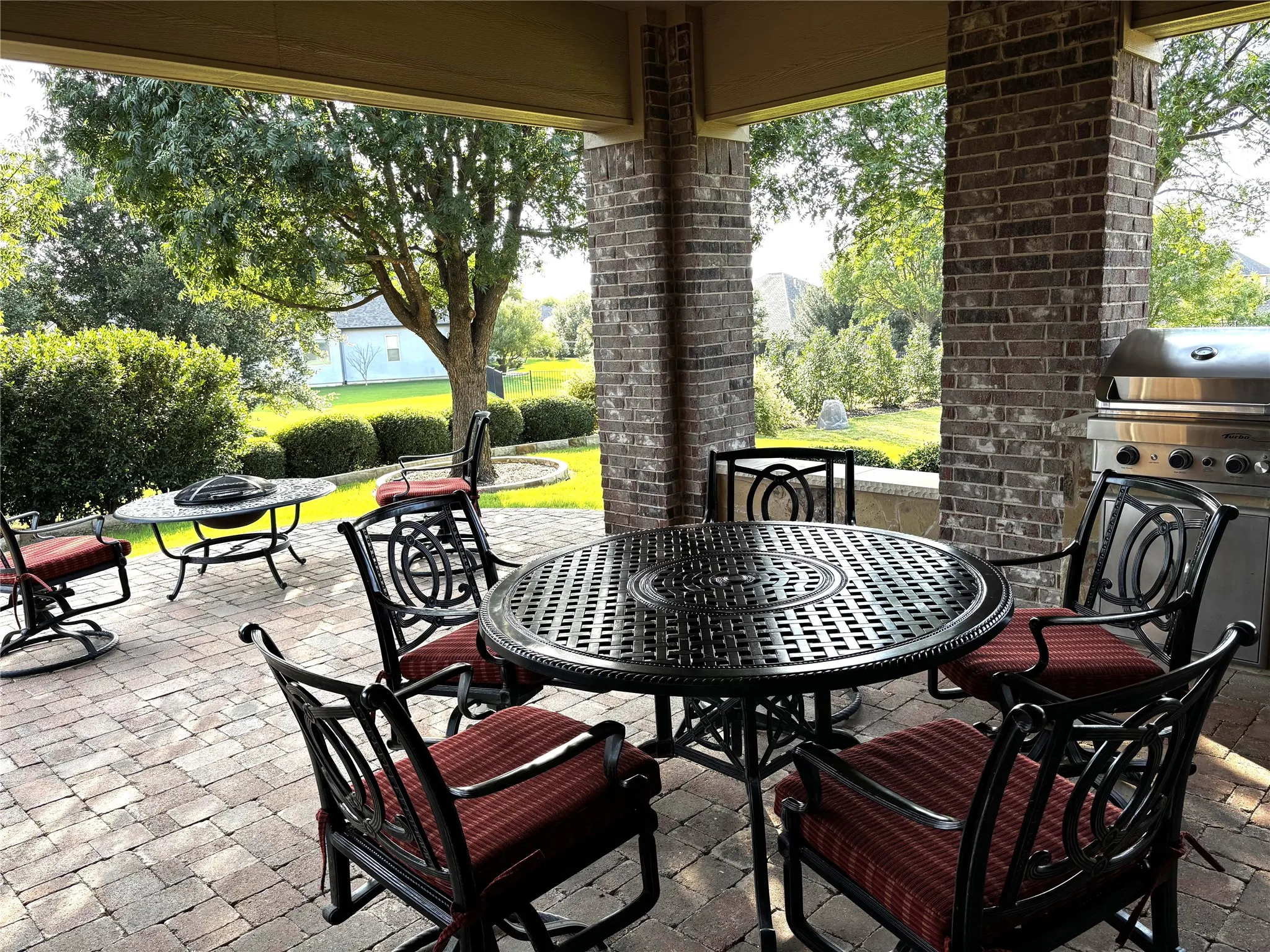 Single Family Residence For Sale in Denton County , 8708 Sarasota, Denton, Texas 76207, 2 Bedroom, 3 Bathroom, 3 Garage spaces, 2,752 Sqft, built in 2010, mls#21380251, Real Estate Agent in Denton, Homes For Sale in Denton county, Homes For Sale in Denton, Realtor in Denton Texas, Real Estate Brokerage Independent Realty Texas, Luminita Cordes Realtor