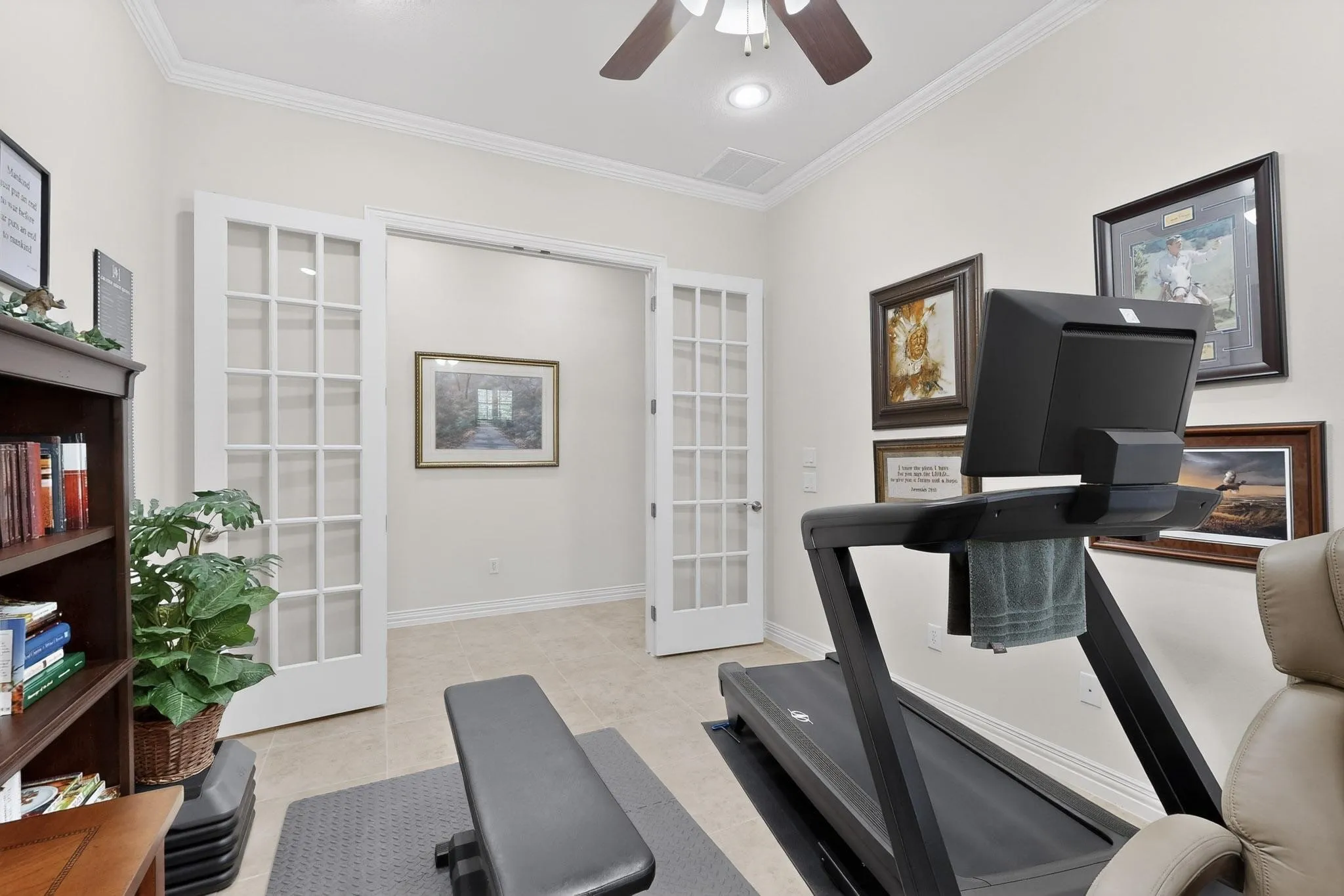 Single Family Residence For Sale in Denton County , 8708 Sarasota, Denton, Texas 76207, 2 Bedroom, 3 Bathroom, 3 Garage spaces, 2,752 Sqft, built in 2010, mls#21380251, Real Estate Agent in Denton, Homes For Sale in Denton county, Homes For Sale in Denton, Realtor in Denton Texas, Real Estate Brokerage Independent Realty Texas, Luminita Cordes Realtor