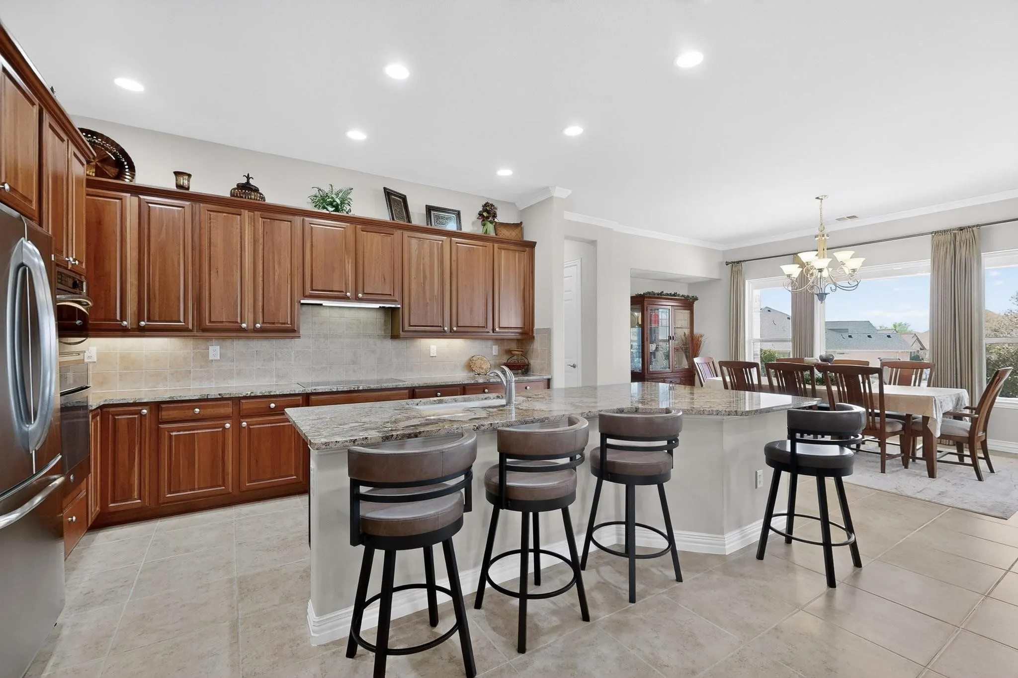 Single Family Residence For Sale in Denton County , 8708 Sarasota, Denton, Texas 76207, 2 Bedroom, 3 Bathroom, 3 Garage spaces, 2,752 Sqft, built in 2010, mls#21380251, Real Estate Agent in Denton, Homes For Sale in Denton county, Homes For Sale in Denton, Realtor in Denton Texas, Real Estate Brokerage Independent Realty Texas, Luminita Cordes Realtor