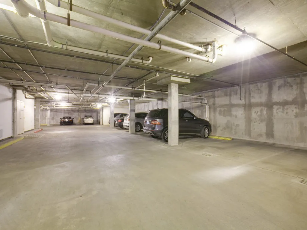 Condominium For Sale in Dallas County , 2305 Worthington Street 206A, Dallas, Texas 75204, 3 Bedroom, 2 Bathroom, 2 Garage spaces, 1,706 Sqft, built in 1999, mls#21378982, Real Estate Agent in Dallas, Homes For Sale in Dallas county, Homes For Sale in Dallas, Realtor in Dallas Texas, Real Estate Brokerage Independent Realty Texas, Luminita Cordes Realtor