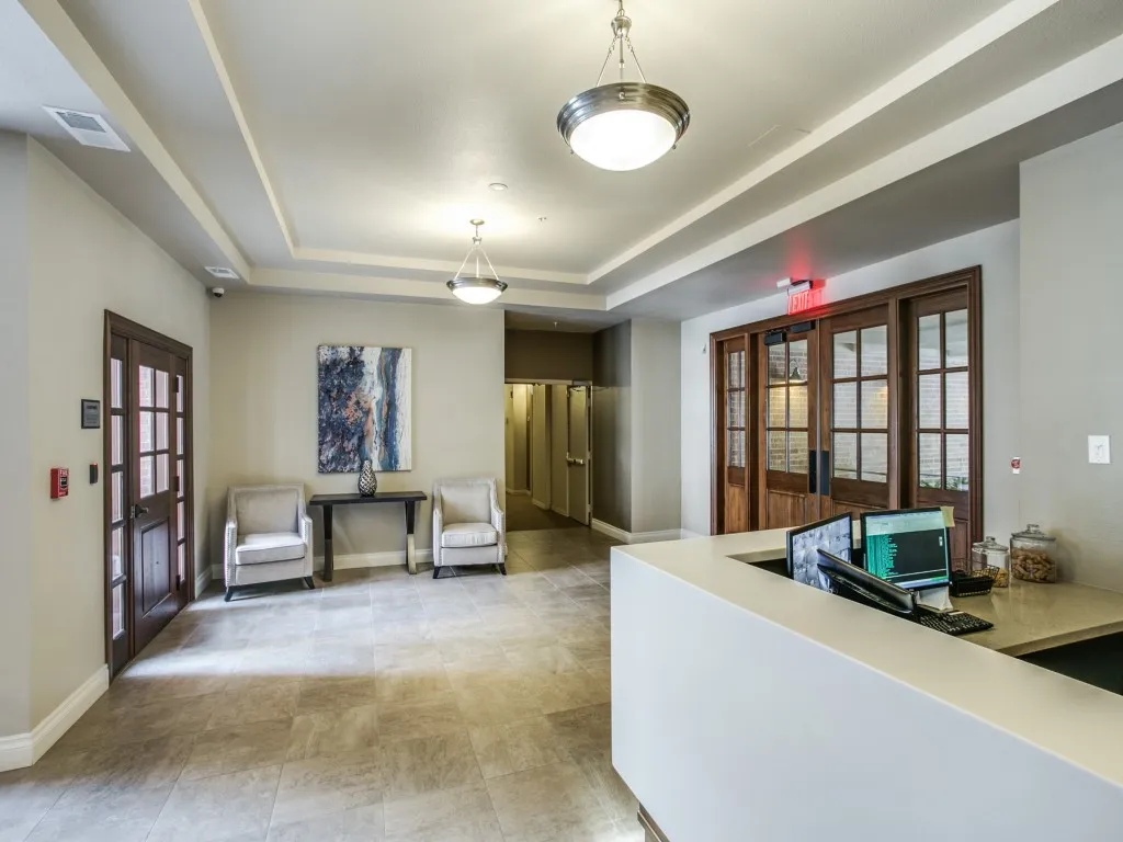 Condominium For Sale in Dallas County , 2305 Worthington Street 206A, Dallas, Texas 75204, 3 Bedroom, 2 Bathroom, 2 Garage spaces, 1,706 Sqft, built in 1999, mls#21378982, Real Estate Agent in Dallas, Homes For Sale in Dallas county, Homes For Sale in Dallas, Realtor in Dallas Texas, Real Estate Brokerage Independent Realty Texas, Luminita Cordes Realtor