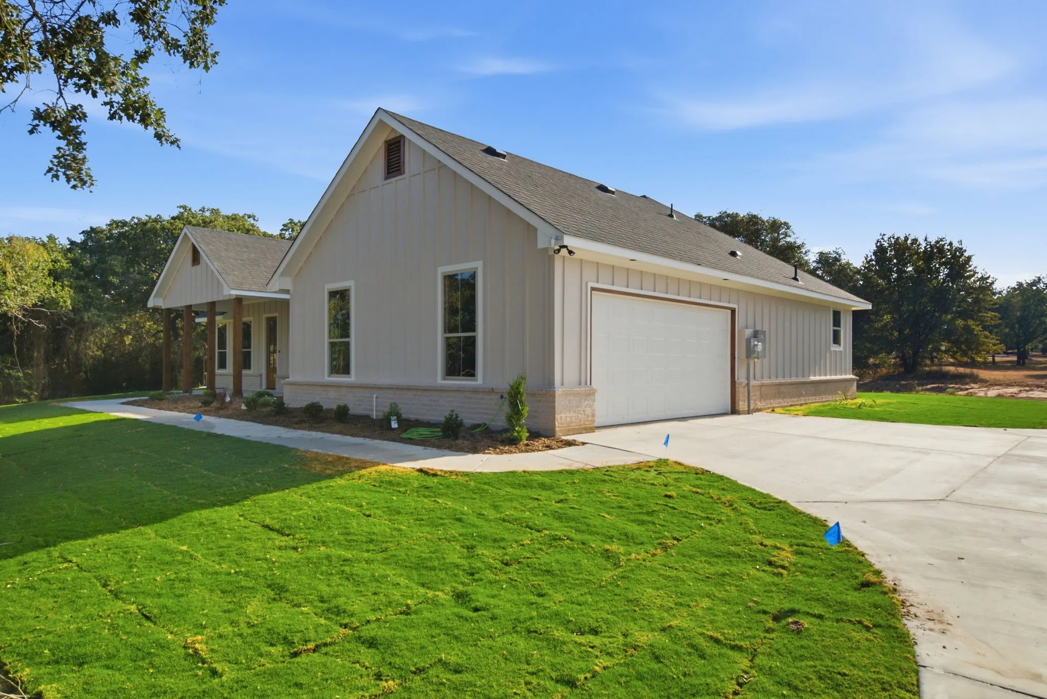 Single Family Residence For Sale in Parker County , 209 Waterford Drive, Weatherford, Texas 76086, 3 Bedroom, 2 Bathroom, 2 Garage spaces, 1,917 Sqft, built in 2026, mls#21380551, Real Estate Agent in Weatherford, Homes For Sale in Parker county, Homes For Sale in Weatherford, Realtor in Weatherford Texas, Real Estate Brokerage Independent Realty Texas, Luminita Cordes Realtor
