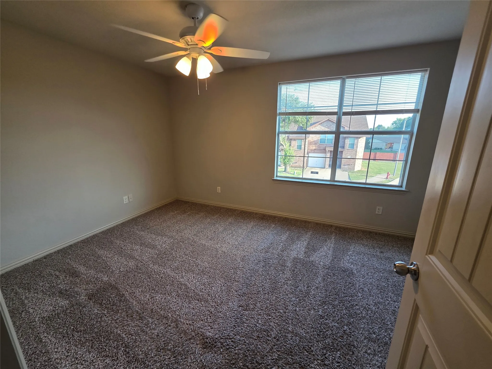 Townhouse For Rent in Dallas County , 2384 Calendar Court, Grand Prairie, Texas 75050, 4 Bedroom, 2 Bathroom, 2 Garage spaces, 1,756 Sqft, built in 2017, mls#21380610, Real Estate Agent in Grand Prairie, Homes For Rent in Dallas county, Homes For Rent in Grand Prairie, Realtor in Grand Prairie Texas, Real Estate Brokerage Independent Realty Texas, Luminita Cordes Realtor