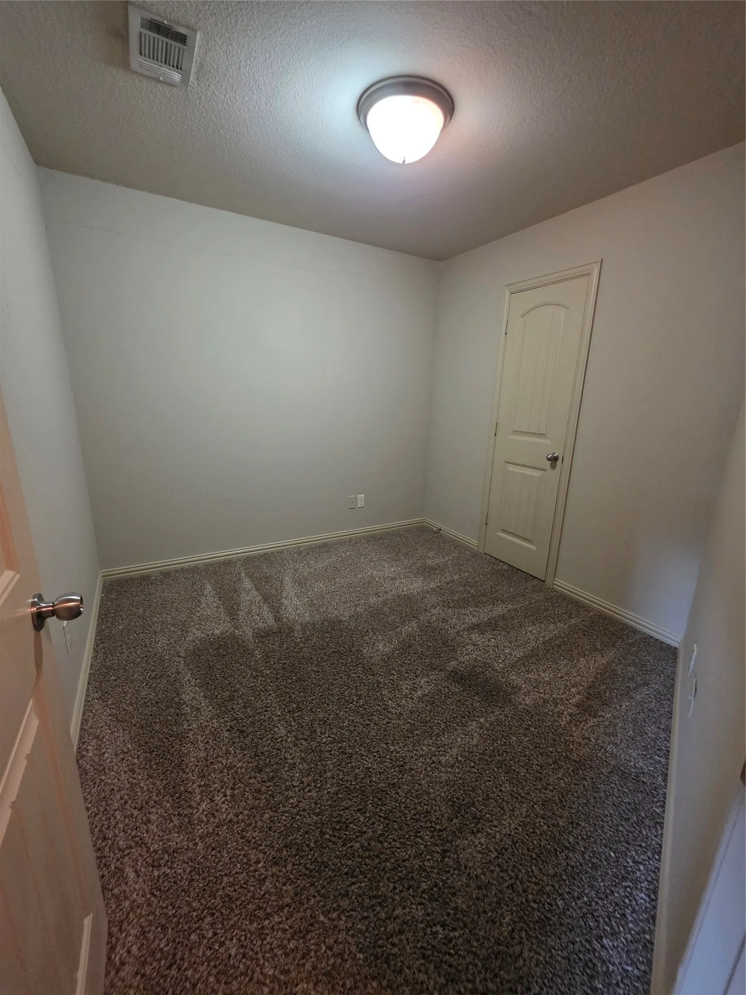 Townhouse For Rent in Dallas County , 2384 Calendar Court, Grand Prairie, Texas 75050, 4 Bedroom, 2 Bathroom, 2 Garage spaces, 1,756 Sqft, built in 2017, mls#21380610, Real Estate Agent in Grand Prairie, Homes For Rent in Dallas county, Homes For Rent in Grand Prairie, Realtor in Grand Prairie Texas, Real Estate Brokerage Independent Realty Texas, Luminita Cordes Realtor