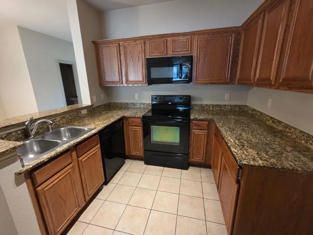 Townhouse For Rent in Dallas County , 2384 Calendar Court, Grand Prairie, Texas 75050, 4 Bedroom, 2 Bathroom, 2 Garage spaces, 1,756 Sqft, built in 2017, mls#21380610, Real Estate Agent in Grand Prairie, Homes For Rent in Dallas county, Homes For Rent in Grand Prairie, Realtor in Grand Prairie Texas, Real Estate Brokerage Independent Realty Texas, Luminita Cordes Realtor
