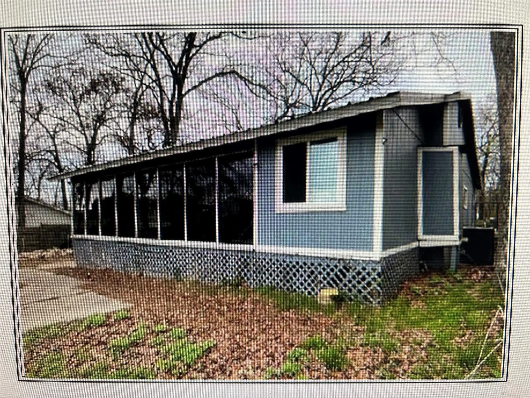 Single Family Residence For Rent in Henderson County , 115 Cottonwood Trail, Gun Barrel City, Texas 75156, 3 Bedroom, 2 Bathroom, Garage spaces, 1,845 Sqft, built in 1992, mls#21380617, Real Estate Agent in Gun Barrel City, Homes For Rent in Henderson county, Homes For Rent in Gun Barrel City, Realtor in Gun Barrel City Texas, Real Estate Brokerage Independent Realty Texas, Luminita Cordes Realtor