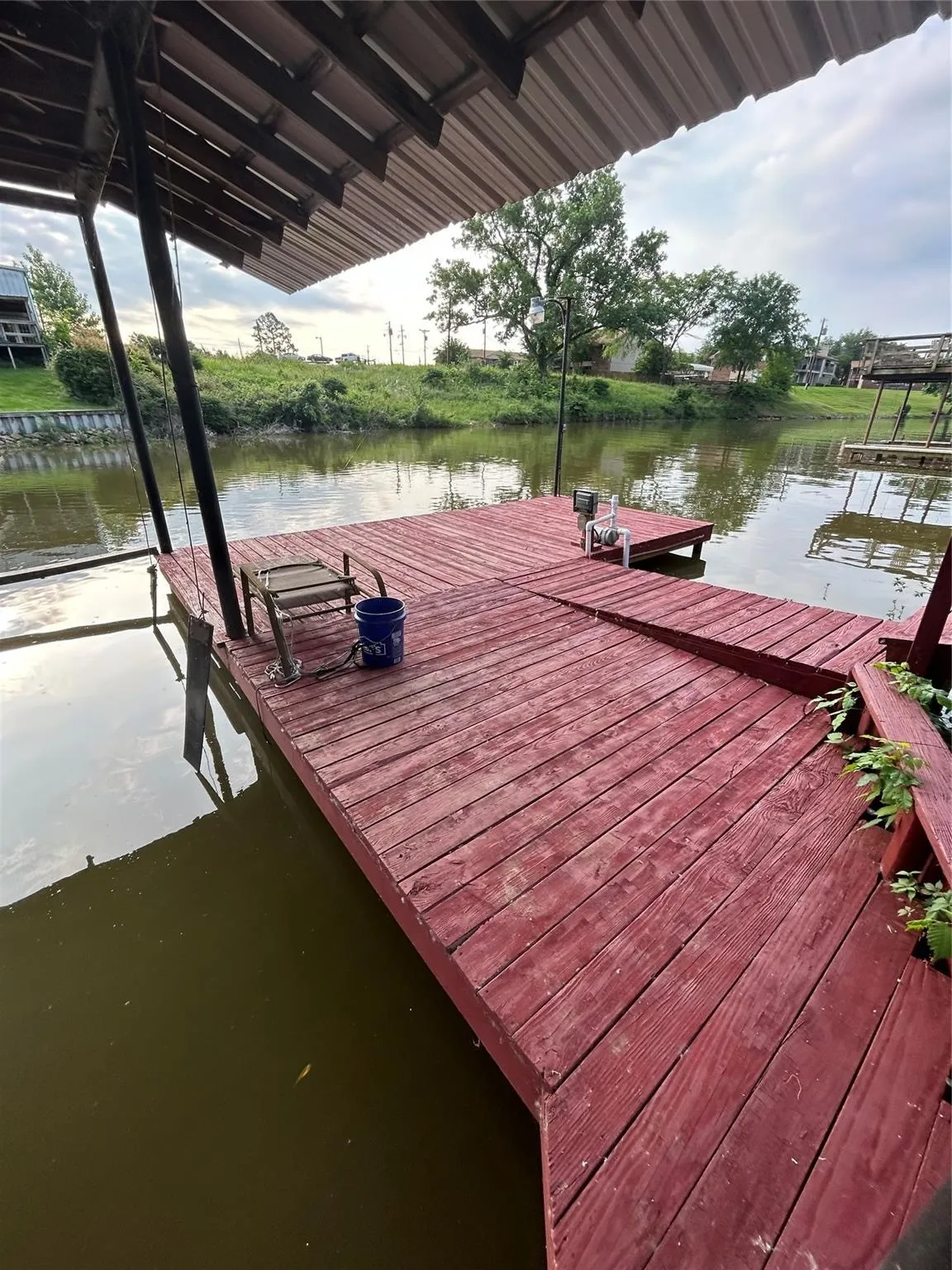 Single Family Residence For Rent in Henderson County , 115 Cottonwood Trail, Gun Barrel City, Texas 75156, 3 Bedroom, 2 Bathroom, Garage spaces, 1,845 Sqft, built in 1992, mls#21380617, Real Estate Agent in Gun Barrel City, Homes For Rent in Henderson county, Homes For Rent in Gun Barrel City, Realtor in Gun Barrel City Texas, Real Estate Brokerage Independent Realty Texas, Luminita Cordes Realtor