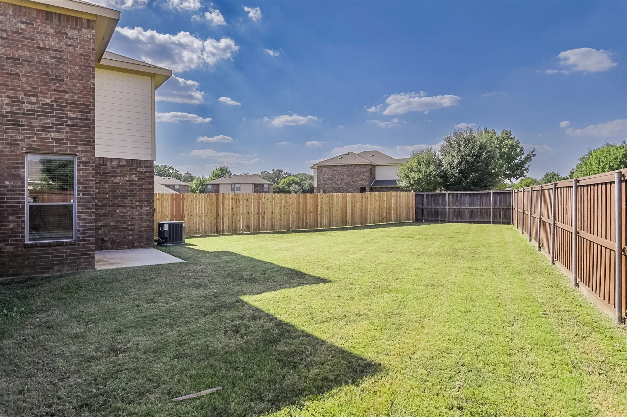 Duplex For Rent in Tarrant County , 2515 Sedona Street, Mansfield, Texas 76063, 3 Bedroom, 3 Bathroom, 2 Garage spaces, 1,298 Sqft, built in 2011, mls#21380620, Real Estate Agent in Mansfield, Homes For Rent in Tarrant county, Homes For Rent in Mansfield, Realtor in Mansfield Texas, Real Estate Brokerage Independent Realty Texas, Luminita Cordes Realtor