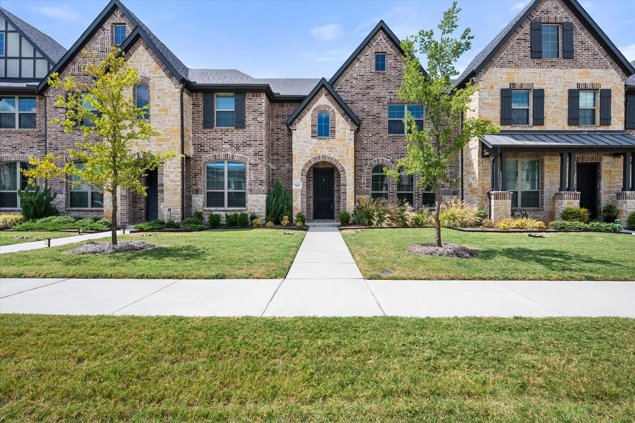 Townhouse For Sale in Dallas County , 7119 Buchanan Drive, Grand Prairie, Texas 75054, 3 Bedroom, 3 Bathroom, 2 Garage spaces, 1,889 Sqft, built in 2023, mls#21380224, Real Estate Agent in Grand Prairie, Homes For Sale in Dallas county, Homes For Sale in Grand Prairie, Realtor in Grand Prairie Texas, Real Estate Brokerage Independent Realty Texas, Luminita Cordes Realtor