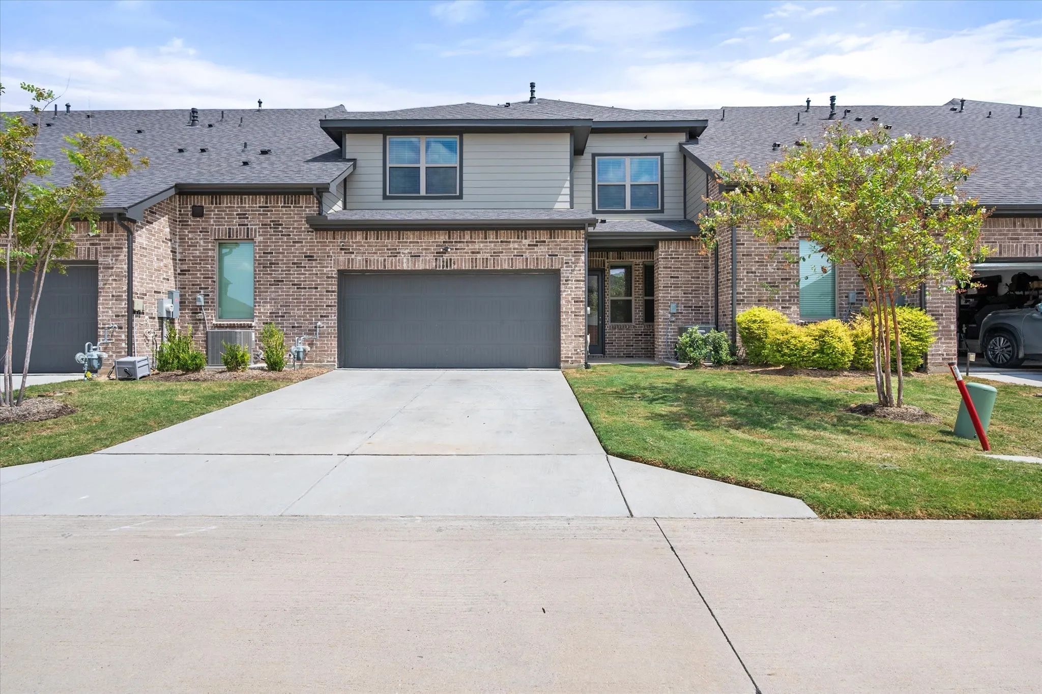 Townhouse For Sale in Dallas County , 7119 Buchanan Drive, Grand Prairie, Texas 75054, 3 Bedroom, 3 Bathroom, 2 Garage spaces, 1,889 Sqft, built in 2023, mls#21380224, Real Estate Agent in Grand Prairie, Homes For Sale in Dallas county, Homes For Sale in Grand Prairie, Realtor in Grand Prairie Texas, Real Estate Brokerage Independent Realty Texas, Luminita Cordes Realtor
