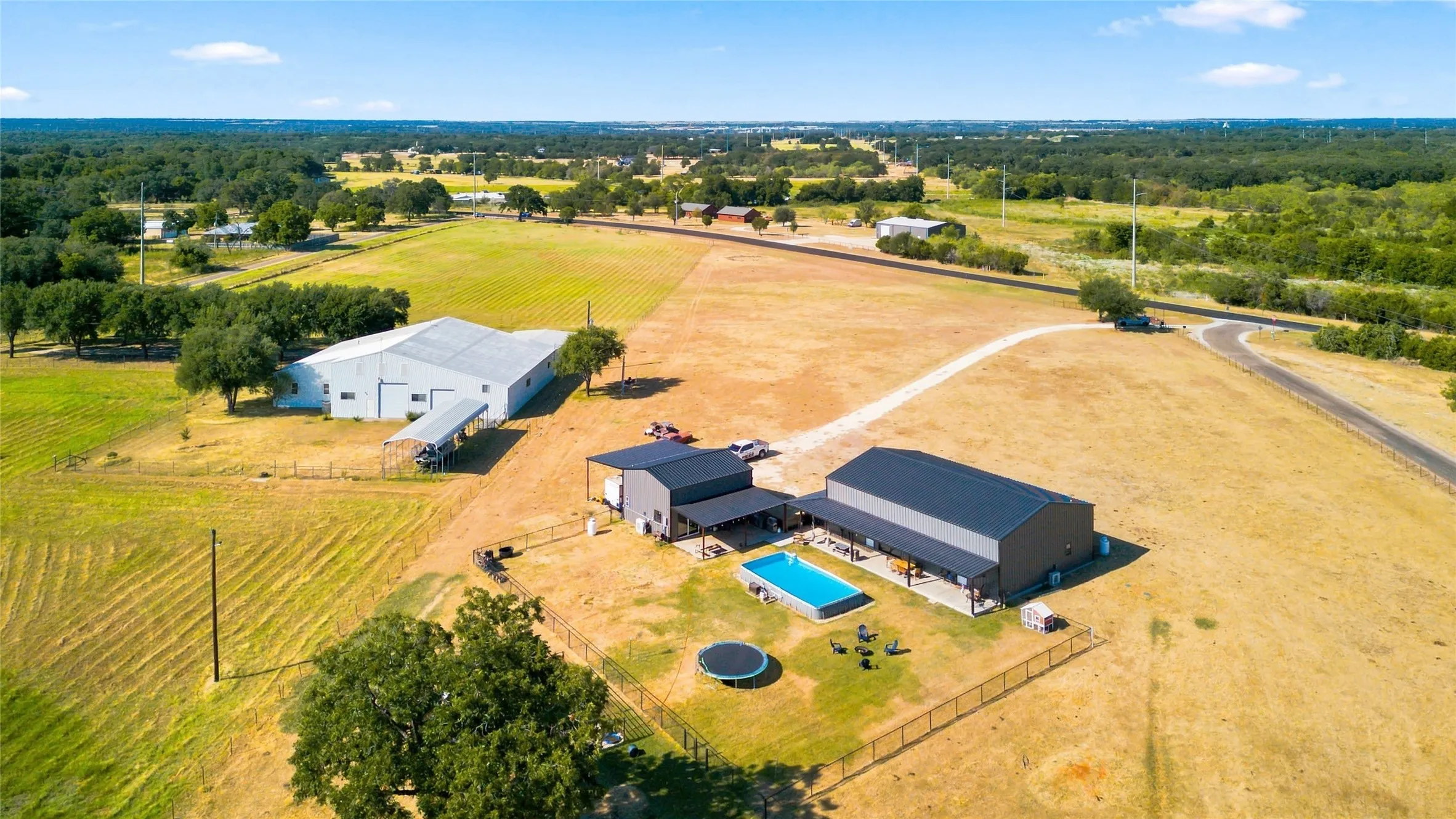 Single Family Residence For Sale in Hill County , 102 Hcr 2116, Whitney, Texas 76692, 3 Bedroom, 2 Bathroom, 1 Garage spaces, 3,780 Sqft, built in 2023, mls#21380621, Real Estate Agent in Whitney, Homes For Sale in Hill county, Homes For Sale in Whitney, Realtor in Whitney Texas, Real Estate Brokerage Independent Realty Texas, Luminita Cordes Realtor