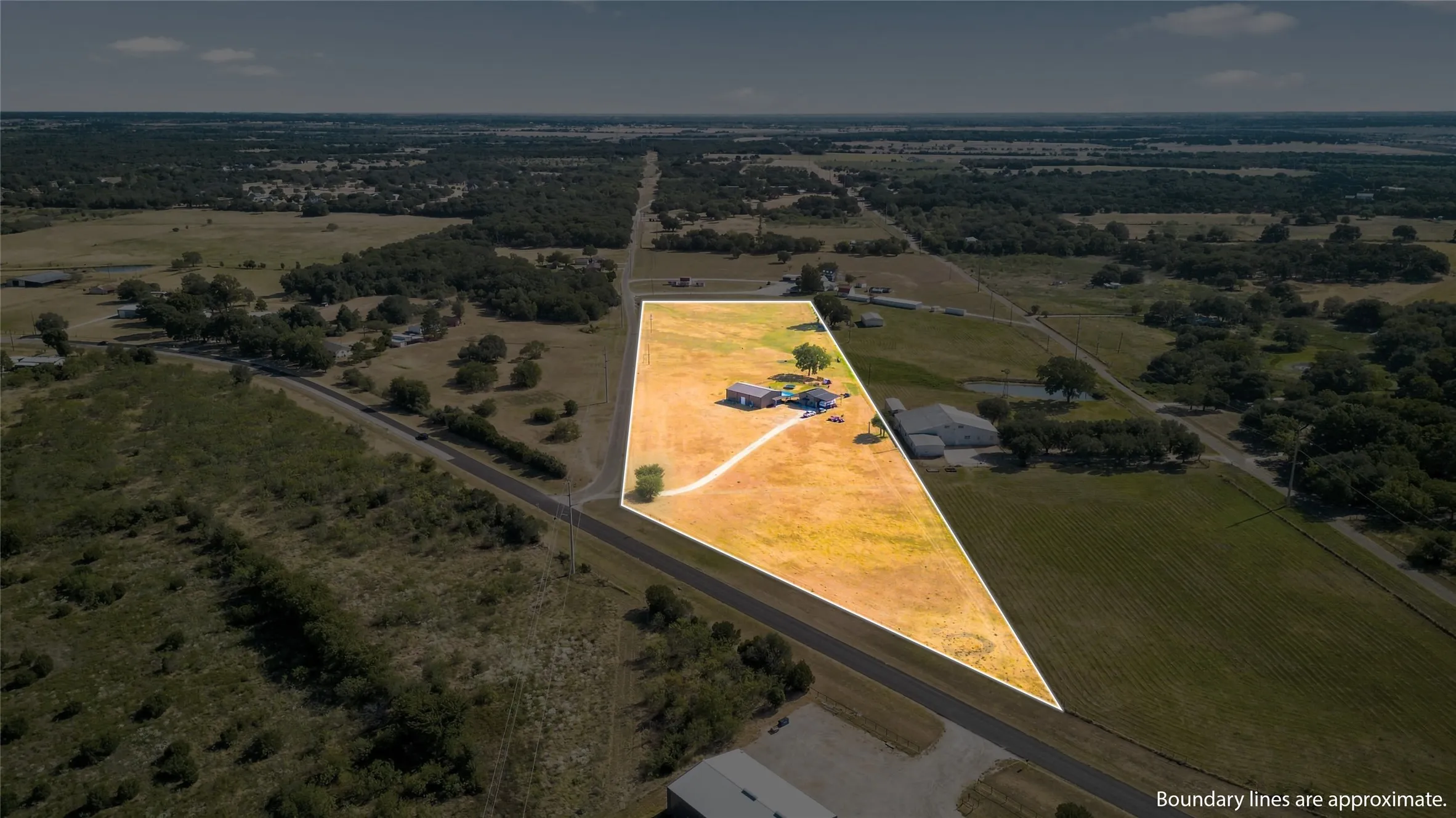Single Family Residence For Sale in Hill County , 102 Hcr 2116, Whitney, Texas 76692, 3 Bedroom, 2 Bathroom, 1 Garage spaces, 3,780 Sqft, built in 2023, mls#21380621, Real Estate Agent in Whitney, Homes For Sale in Hill county, Homes For Sale in Whitney, Realtor in Whitney Texas, Real Estate Brokerage Independent Realty Texas, Luminita Cordes Realtor