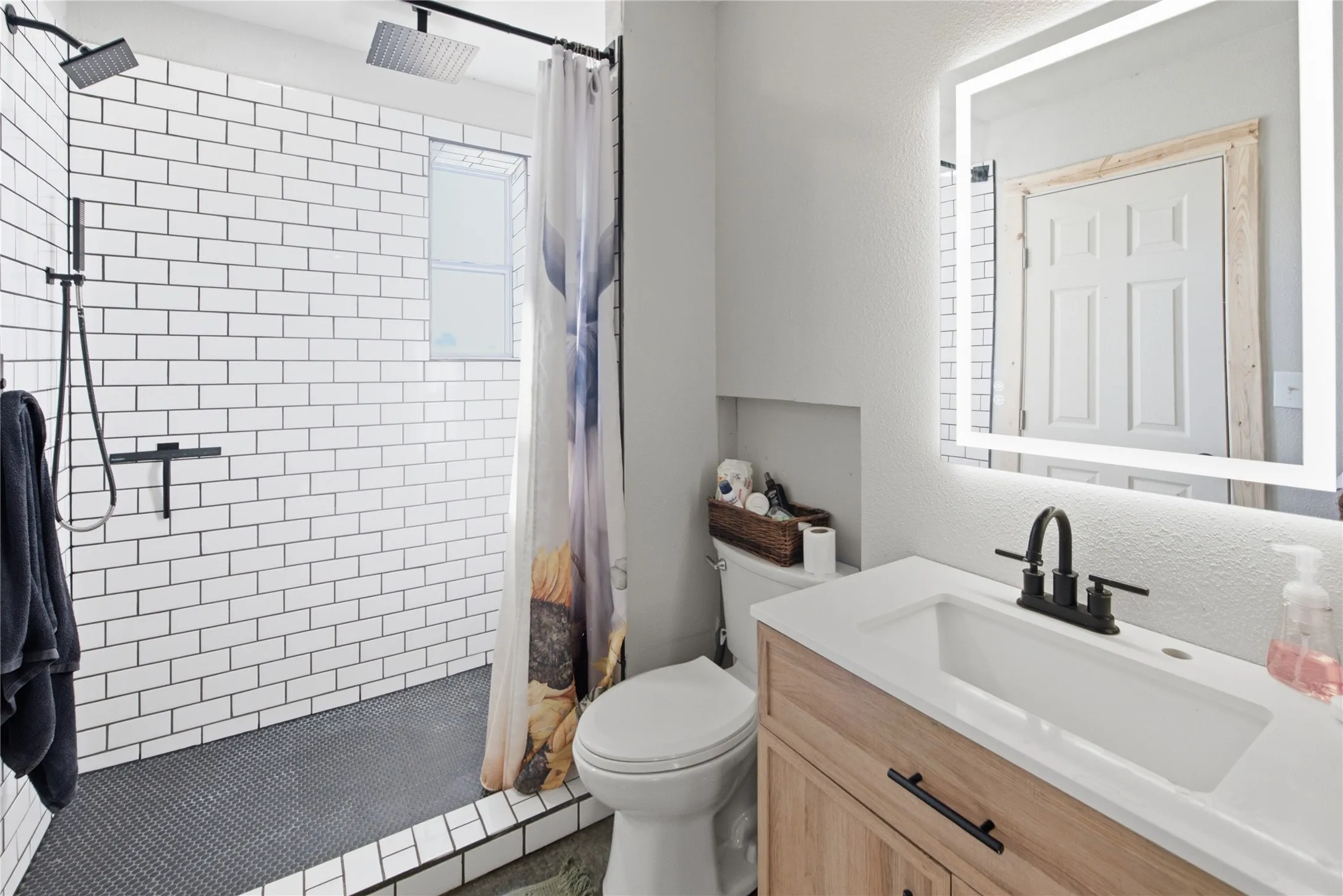 Single Family Residence For Sale in Hill County , 102 Hcr 2116, Whitney, Texas 76692, 3 Bedroom, 2 Bathroom, 1 Garage spaces, 3,780 Sqft, built in 2023, mls#21380621, Real Estate Agent in Whitney, Homes For Sale in Hill county, Homes For Sale in Whitney, Realtor in Whitney Texas, Real Estate Brokerage Independent Realty Texas, Luminita Cordes Realtor
