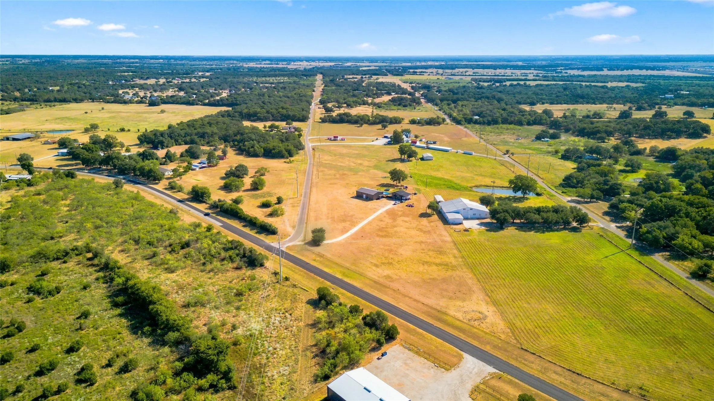 Single Family Residence For Sale in Hill County , 102 Hcr 2116, Whitney, Texas 76692, 3 Bedroom, 2 Bathroom, 1 Garage spaces, 3,780 Sqft, built in 2023, mls#21380621, Real Estate Agent in Whitney, Homes For Sale in Hill county, Homes For Sale in Whitney, Realtor in Whitney Texas, Real Estate Brokerage Independent Realty Texas, Luminita Cordes Realtor