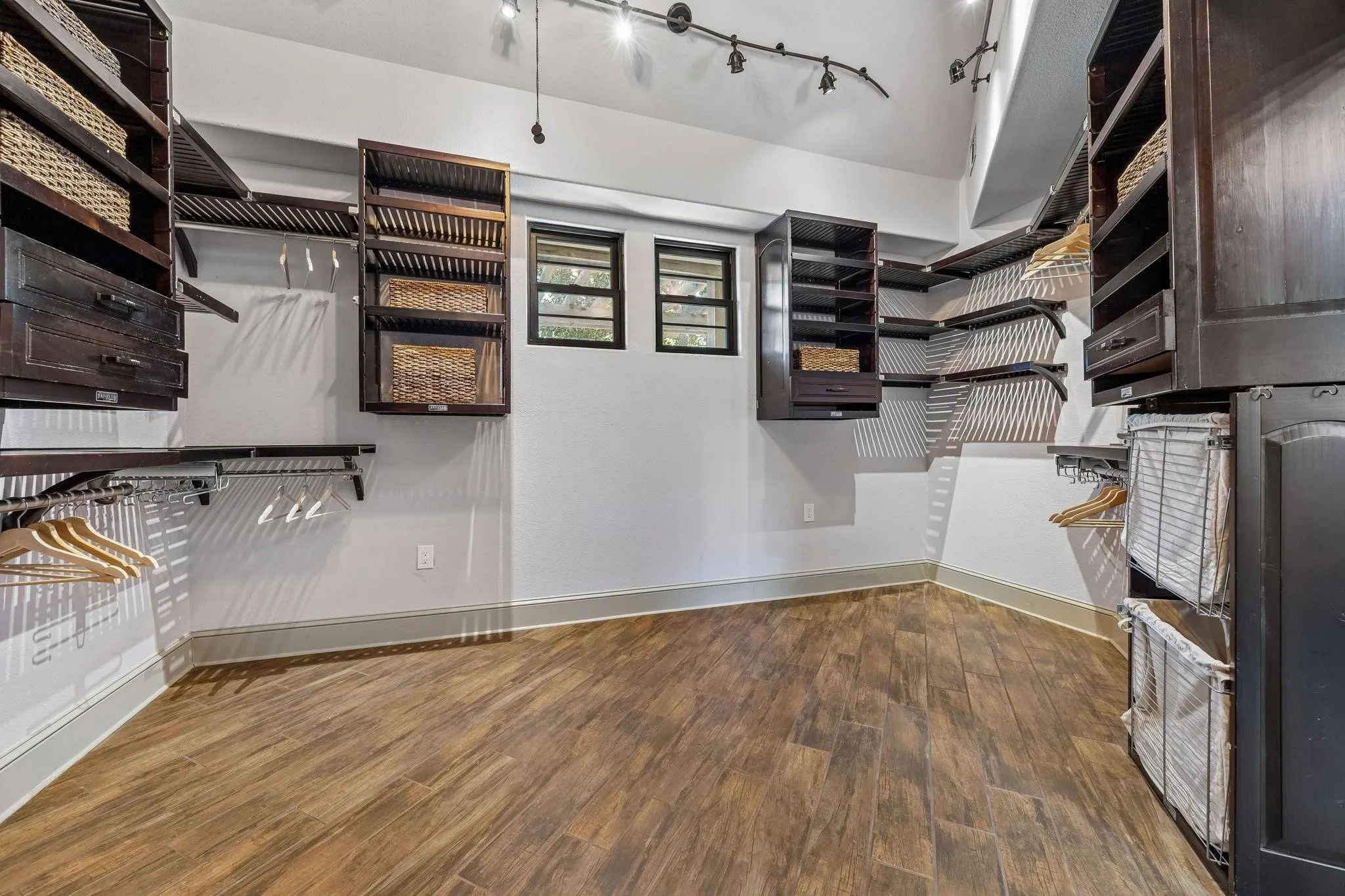 Improved Land For Sale in Collin County , 7750 Cottonwood Street, Frisco, Texas 75033, 0, 0, Garage spaces, 0 Sqft, built in 1995, mls#21378745, Real Estate Agent in Frisco, Homes For Sale in Collin county, Homes For Sale in Frisco, Realtor in Frisco Texas, Real Estate Brokerage Independent Realty Texas, Luminita Cordes Realtor
