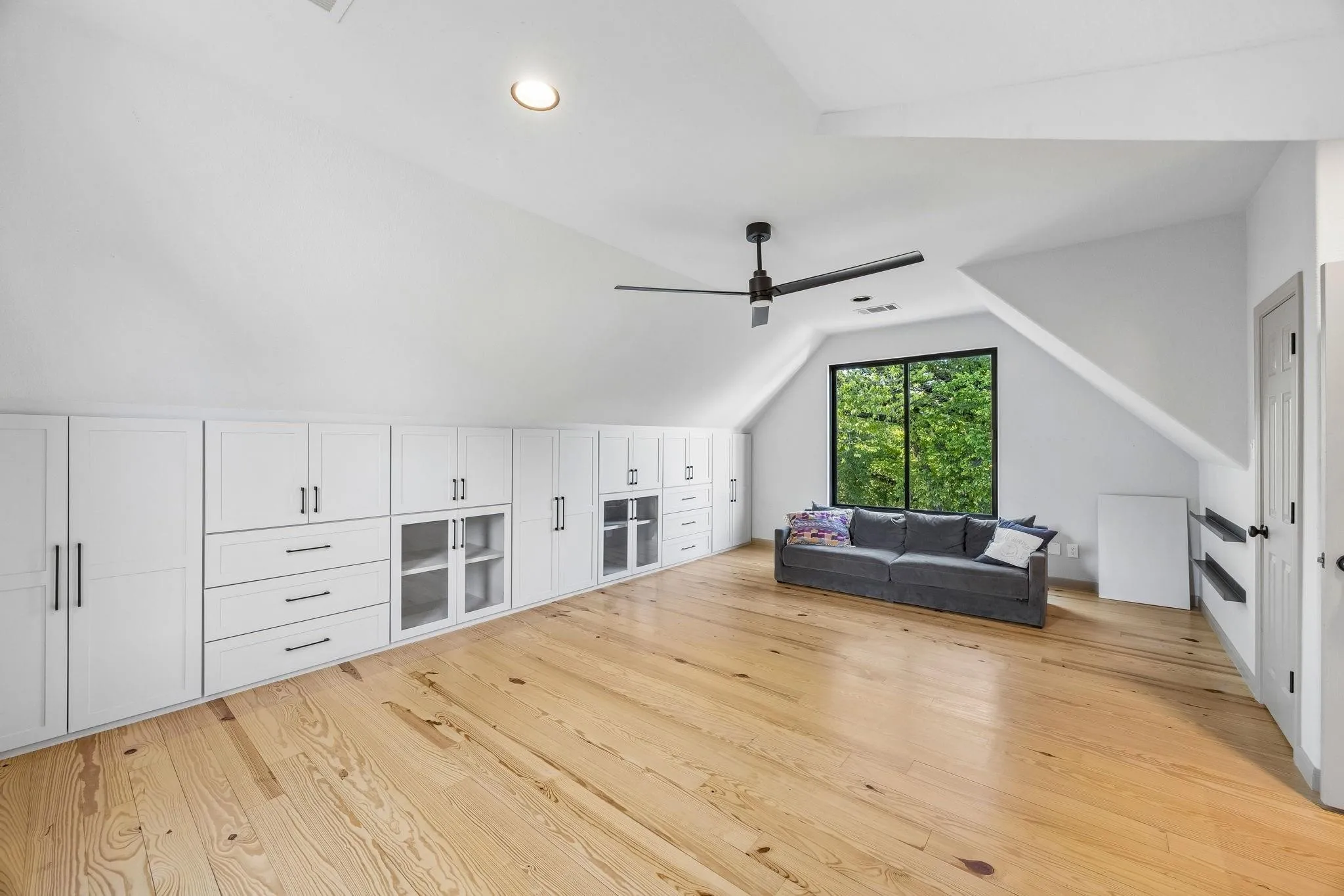Improved Land For Sale in Collin County , 7750 Cottonwood Street, Frisco, Texas 75033, 0, 0, Garage spaces, 0 Sqft, built in 1995, mls#21378745, Real Estate Agent in Frisco, Homes For Sale in Collin county, Homes For Sale in Frisco, Realtor in Frisco Texas, Real Estate Brokerage Independent Realty Texas, Luminita Cordes Realtor