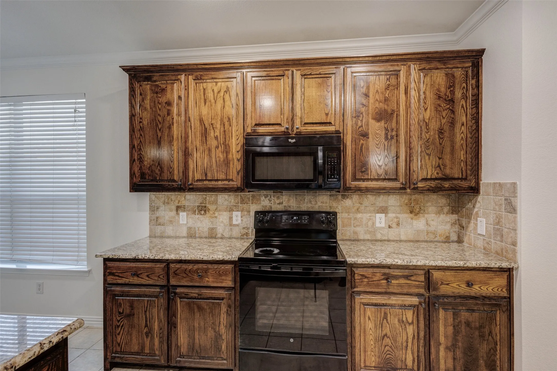 Single Family Residence For Rent in Dallas County , 1037 Kyan Lane, Carrollton, Texas 75006, 3 Bedroom, 3 Bathroom, 2 Garage spaces, 2,092 Sqft, built in 2008, mls#21374367, Real Estate Agent in Carrollton, Homes For Rent in Dallas county, Homes For Rent in Carrollton, Realtor in Carrollton Texas, Real Estate Brokerage Independent Realty Texas, Luminita Cordes Realtor