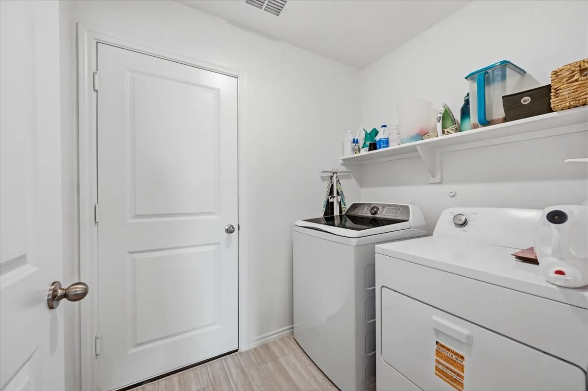 Single Family Residence For Rent in Tarrant County , 8425 Coffee Springs Drive, Fort Worth, Texas 76131, 3 Bedroom, 2 Bathroom, 2 Garage spaces, 1,448 Sqft, built in 2025, mls#21379876, Real Estate Agent in Fort Worth, Homes For Rent in Tarrant county, Homes For Rent in Fort Worth, Realtor in Fort Worth Texas, Real Estate Brokerage Independent Realty Texas, Luminita Cordes Realtor