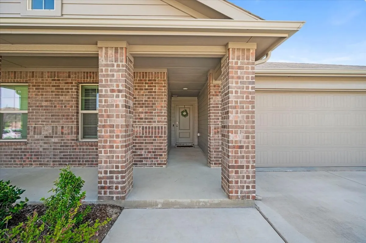 Single Family Residence For Rent in Tarrant County , 8425 Coffee Springs Drive, Fort Worth, Texas 76131, 3 Bedroom, 2 Bathroom, 2 Garage spaces, 1,448 Sqft, built in 2025, mls#21379876, Real Estate Agent in Fort Worth, Homes For Rent in Tarrant county, Homes For Rent in Fort Worth, Realtor in Fort Worth Texas, Real Estate Brokerage Independent Realty Texas, Luminita Cordes Realtor