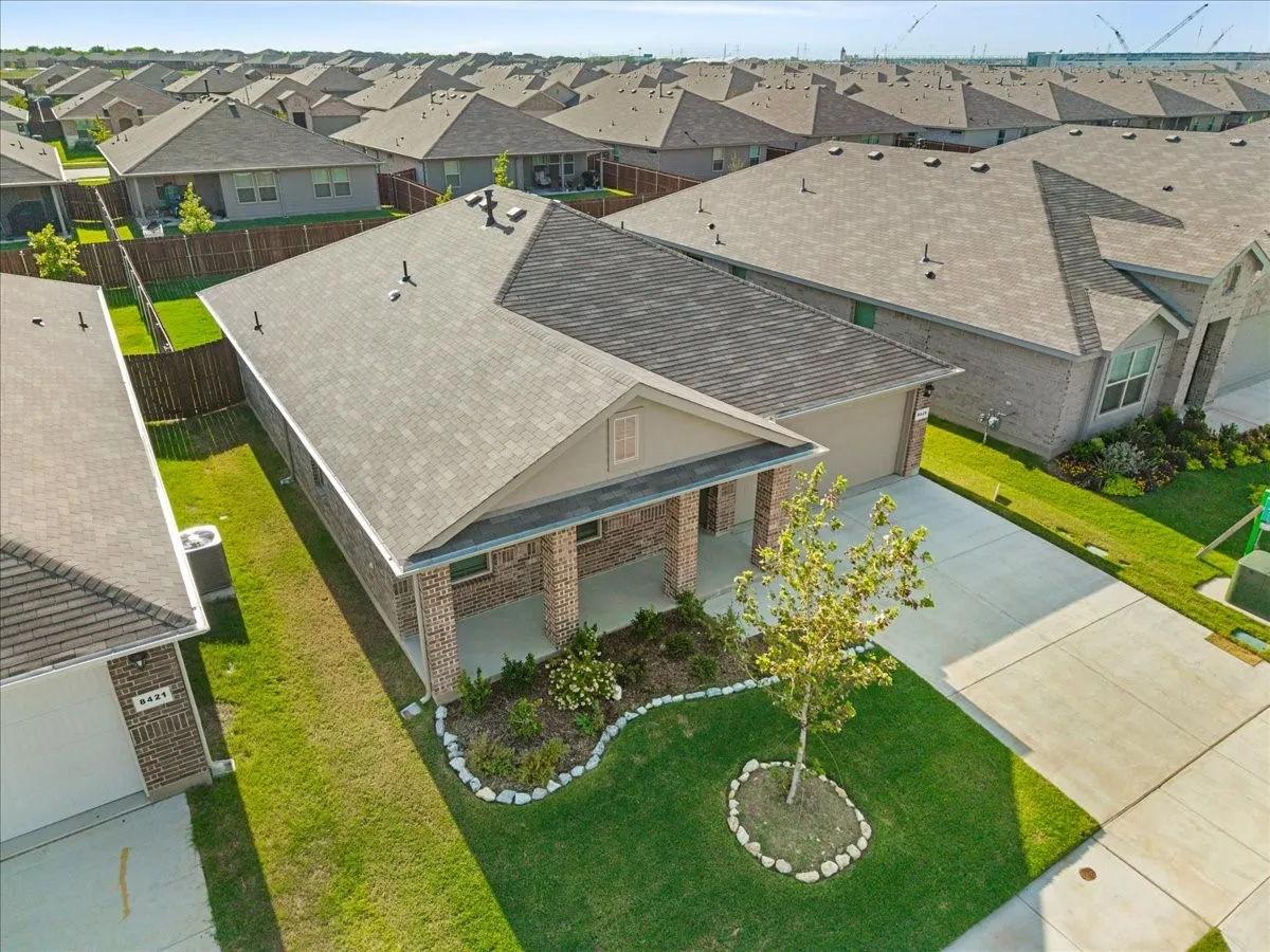 Single Family Residence For Rent in Tarrant County , 8425 Coffee Springs Drive, Fort Worth, Texas 76131, 3 Bedroom, 2 Bathroom, 2 Garage spaces, 1,448 Sqft, built in 2025, mls#21379876, Real Estate Agent in Fort Worth, Homes For Rent in Tarrant county, Homes For Rent in Fort Worth, Realtor in Fort Worth Texas, Real Estate Brokerage Independent Realty Texas, Luminita Cordes Realtor
