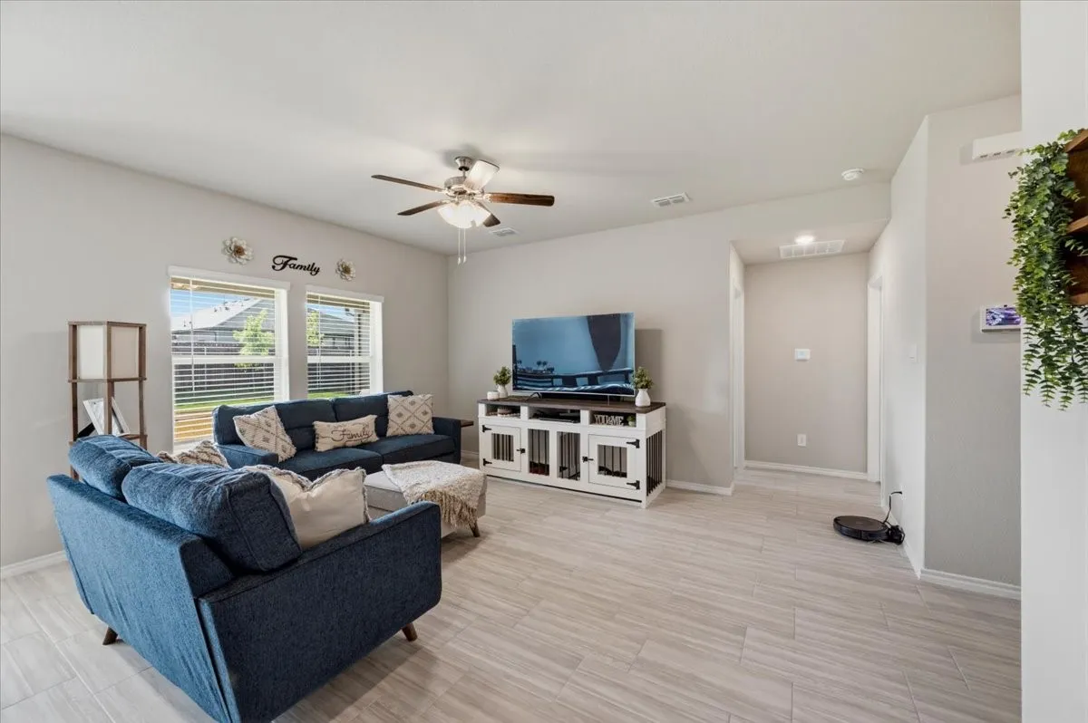 Single Family Residence For Rent in Tarrant County , 8425 Coffee Springs Drive, Fort Worth, Texas 76131, 3 Bedroom, 2 Bathroom, 2 Garage spaces, 1,448 Sqft, built in 2025, mls#21379876, Real Estate Agent in Fort Worth, Homes For Rent in Tarrant county, Homes For Rent in Fort Worth, Realtor in Fort Worth Texas, Real Estate Brokerage Independent Realty Texas, Luminita Cordes Realtor
