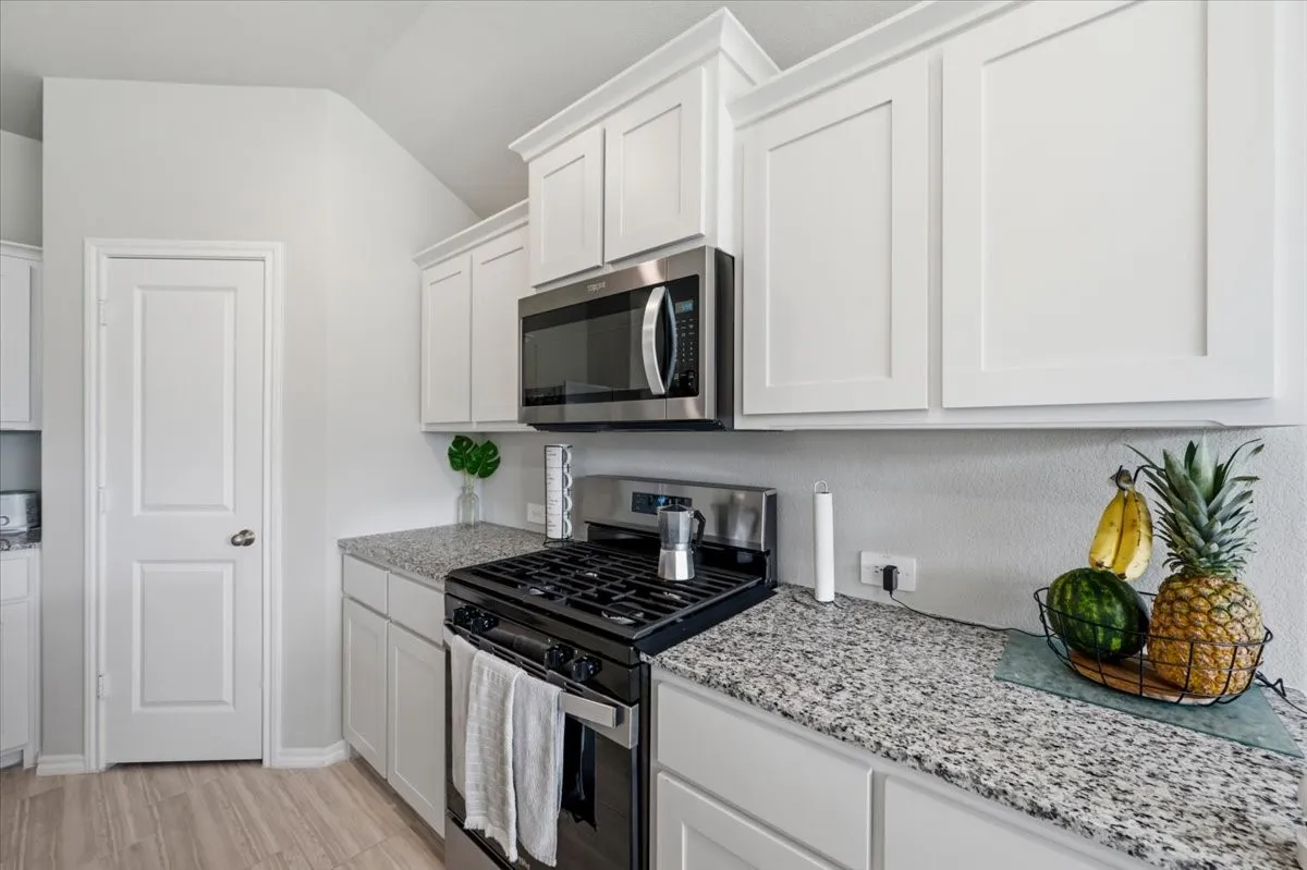 Single Family Residence For Rent in Tarrant County , 8425 Coffee Springs Drive, Fort Worth, Texas 76131, 3 Bedroom, 2 Bathroom, 2 Garage spaces, 1,448 Sqft, built in 2025, mls#21379876, Real Estate Agent in Fort Worth, Homes For Rent in Tarrant county, Homes For Rent in Fort Worth, Realtor in Fort Worth Texas, Real Estate Brokerage Independent Realty Texas, Luminita Cordes Realtor