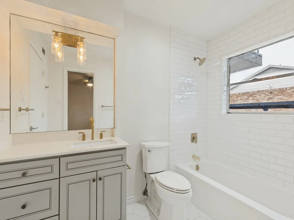 Condominium For Rent in Dallas County , 8083 Meadow Road 125, Dallas, Texas 75231, 2 Bedroom, 2 Bathroom, Garage spaces, 1,053 Sqft, built in 1969, mls#21379363, Real Estate Agent in Dallas, Homes For Rent in Dallas county, Homes For Rent in Dallas, Realtor in Dallas Texas, Real Estate Brokerage Independent Realty Texas, Luminita Cordes Realtor
