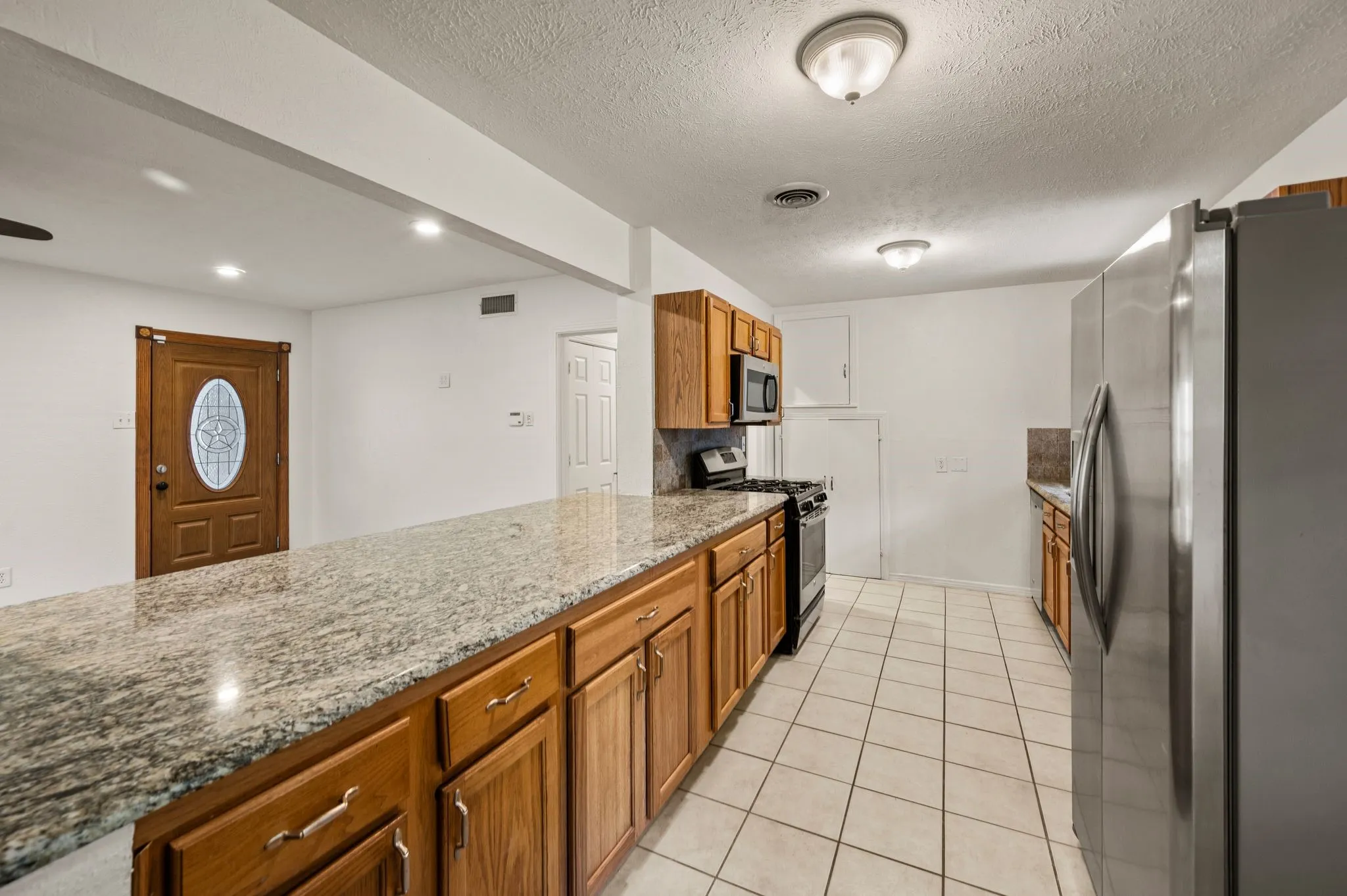 Single Family Residence For Sale in Dallas County , 6644 Fisher Road, Dallas, Texas 75214, 3 Bedroom, 2 Bathroom, 1 Garage spaces, 1,328 Sqft, built in 1955, mls#21380632, Real Estate Agent in Dallas, Homes For Sale in Dallas county, Homes For Sale in Dallas, Realtor in Dallas Texas, Real Estate Brokerage Independent Realty Texas, Luminita Cordes Realtor
