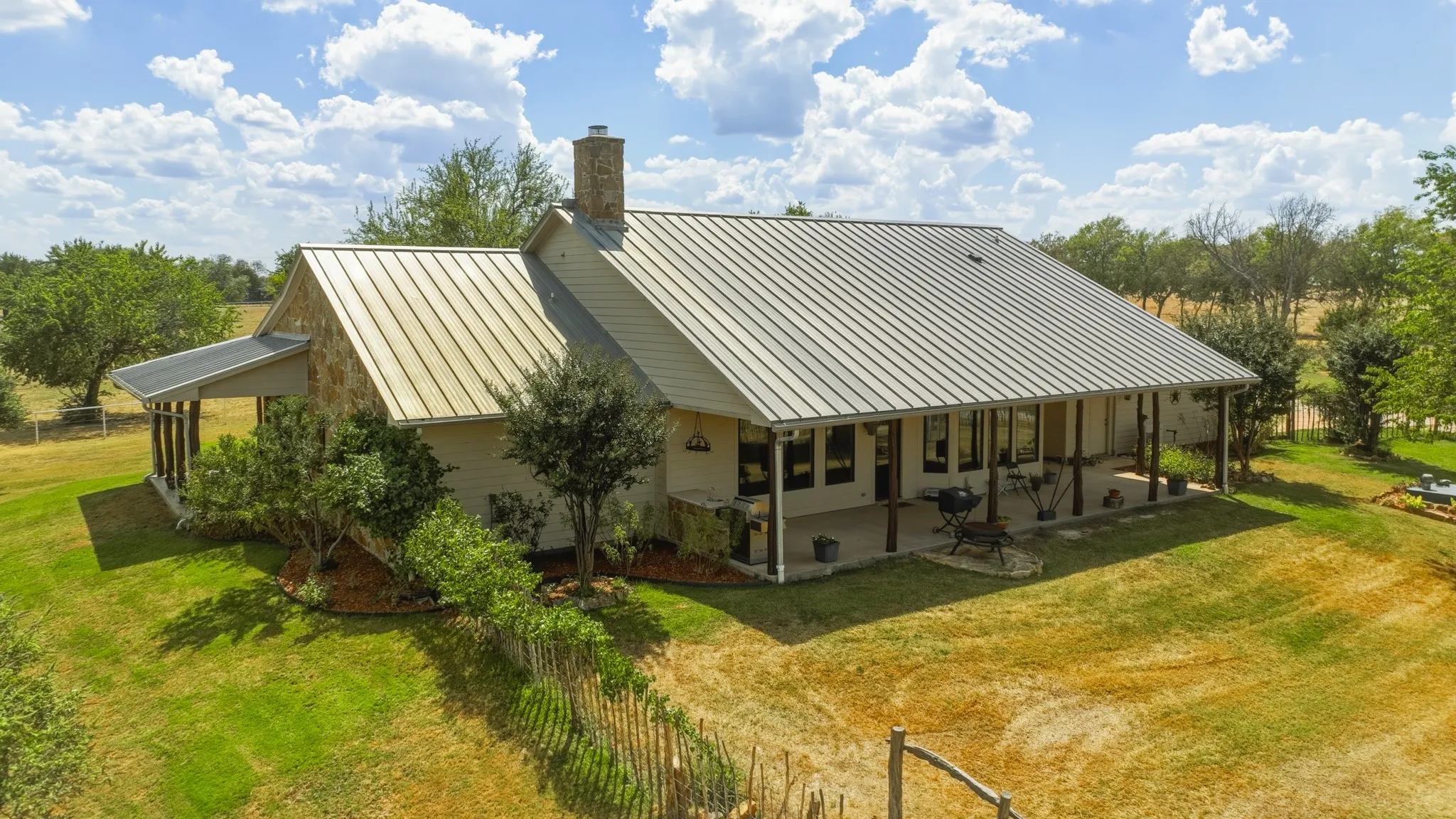 Ranch For Sale in Denton County , 11918 Riek Road !, Krum, Texas 76249, 0, 0, Garage spaces, 0 Sqft, built in 2007, mls#21376902, Real Estate Agent in Krum, Homes For Sale in Denton county, Homes For Sale in Krum, Realtor in Krum Texas, Real Estate Brokerage Independent Realty Texas, Luminita Cordes Realtor