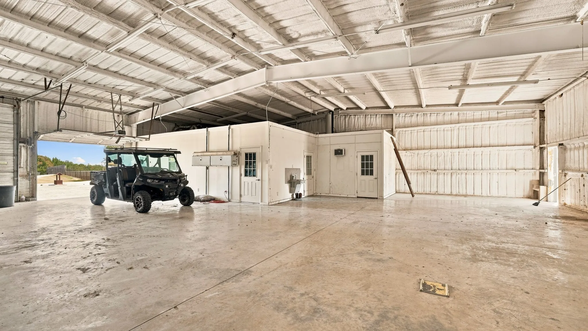 Ranch For Sale in Denton County , 11918 Riek Road !, Krum, Texas 76249, 0, 0, Garage spaces, 0 Sqft, built in 2007, mls#21376902, Real Estate Agent in Krum, Homes For Sale in Denton county, Homes For Sale in Krum, Realtor in Krum Texas, Real Estate Brokerage Independent Realty Texas, Luminita Cordes Realtor