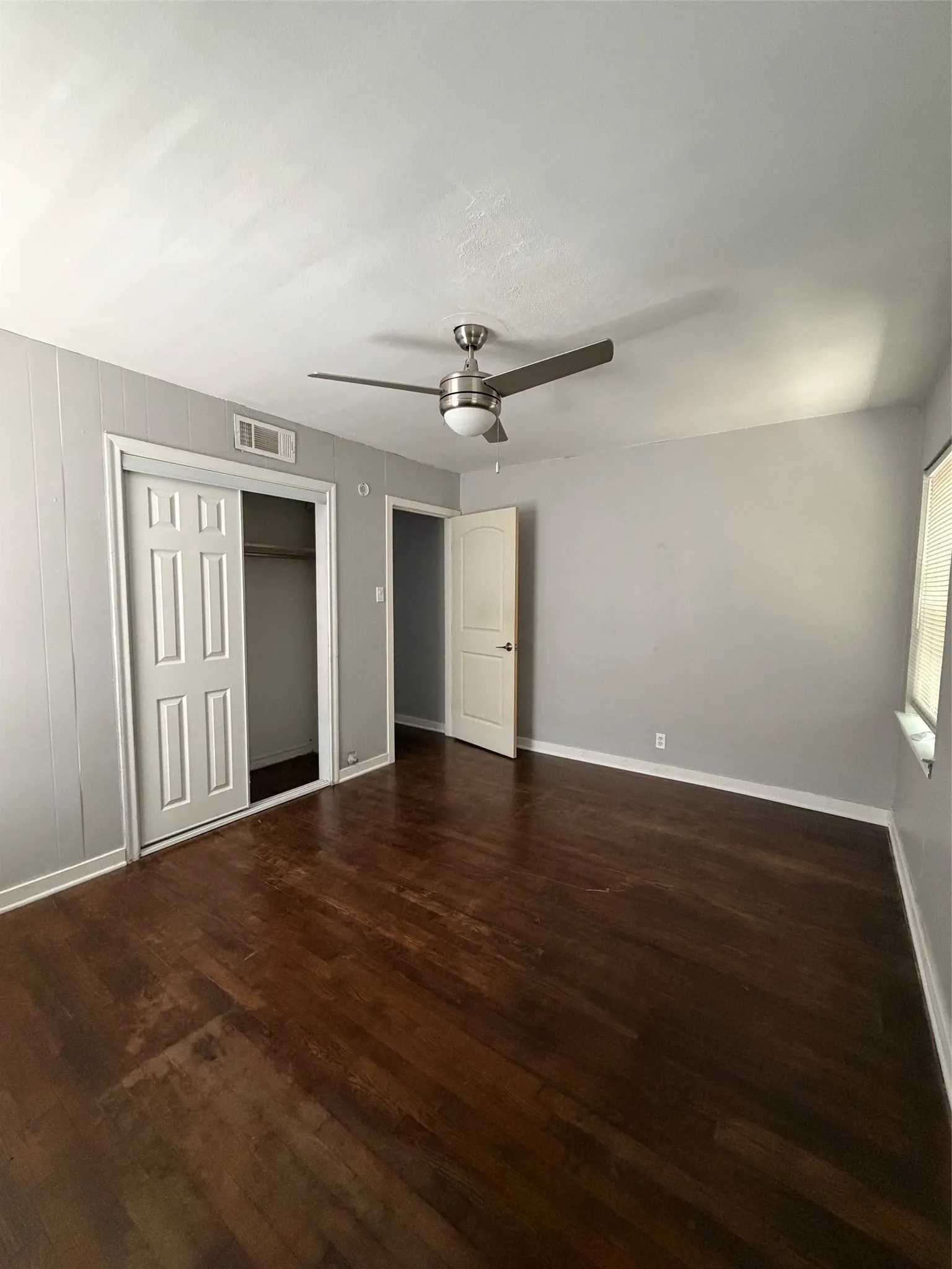 Duplex For Sale in Dallas County , 2350 Dunloe Drive, Dallas, Texas 75228, 4 Bedroom, 2 Bathroom, 2 Garage spaces, 0 Sqft, built in 1953, mls#21378426, Real Estate Agent in Dallas, Homes For Sale in Dallas county, Homes For Sale in Dallas, Realtor in Dallas Texas, Real Estate Brokerage Independent Realty Texas, Luminita Cordes Realtor