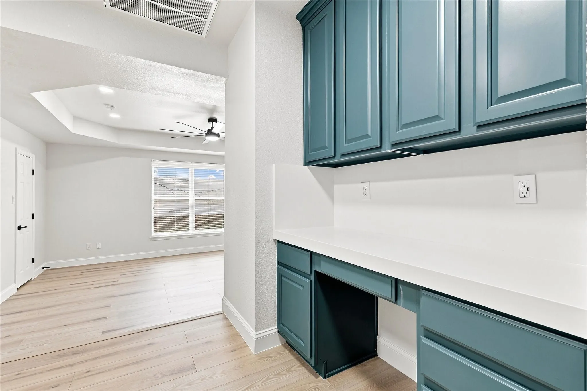 Single Family Residence For Sale in Collin County , 4421 Red Barn, Richardson, Texas 75082, 4 Bedroom, 3 Bathroom, 3 Garage spaces, 3,158 Sqft, built in 2002, mls#21379764, Real Estate Agent in Richardson, Homes For Sale in Collin county, Homes For Sale in Richardson, Realtor in Richardson Texas, Real Estate Brokerage Independent Realty Texas, Luminita Cordes Realtor