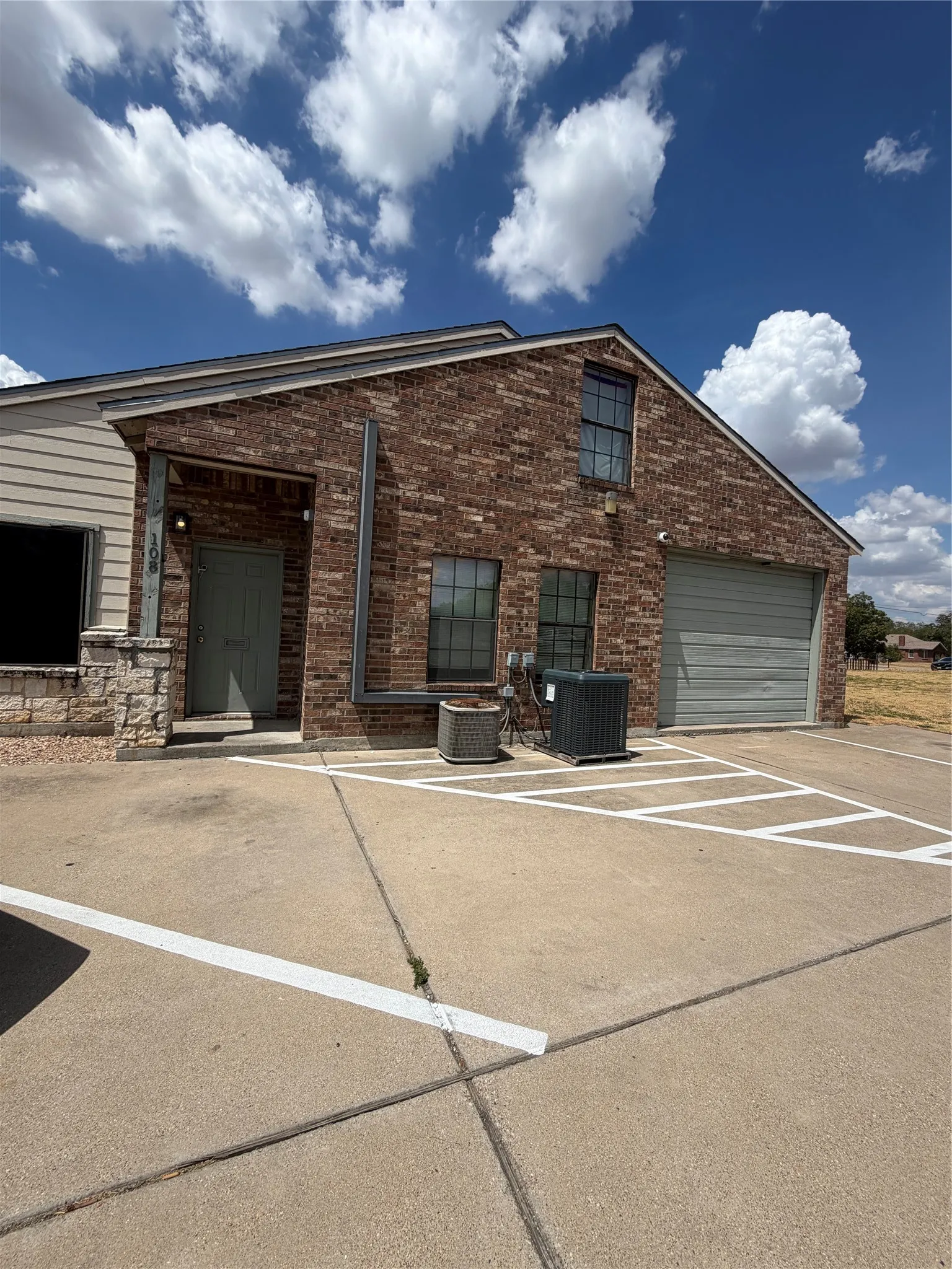 Business For Rent in Mc Lennan County , 106 N Lacy Drive 108, Lacy Lakeview, Texas 76705, 0, 0, Garage spaces, 0 Sqft, built in 2009, mls#21380657, Real Estate Agent in Lacy Lakeview, Homes For Rent in Mc Lennan county, Homes For Rent in Lacy Lakeview, Realtor in Lacy Lakeview Texas, Real Estate Brokerage Independent Realty Texas, Luminita Cordes Realtor