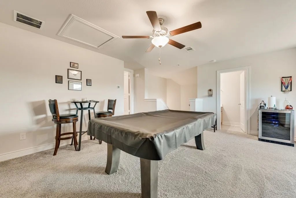 Single Family Residence For Sale in Ellis County , 481 Ike Road, Waxahachie, Texas 75165, 4 Bedroom, 5 Bathroom, 2 Garage spaces, 3,353 Sqft, built in 2021, mls#21380626, Real Estate Agent in Waxahachie, Homes For Sale in Ellis county, Homes For Sale in Waxahachie, Realtor in Waxahachie Texas, Real Estate Brokerage Independent Realty Texas, Luminita Cordes Realtor