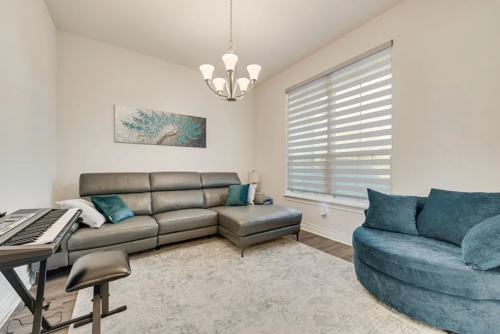 Single Family Residence For Sale in Ellis County , 481 Ike Road, Waxahachie, Texas 75165, 4 Bedroom, 5 Bathroom, 2 Garage spaces, 3,353 Sqft, built in 2021, mls#21380626, Real Estate Agent in Waxahachie, Homes For Sale in Ellis county, Homes For Sale in Waxahachie, Realtor in Waxahachie Texas, Real Estate Brokerage Independent Realty Texas, Luminita Cordes Realtor