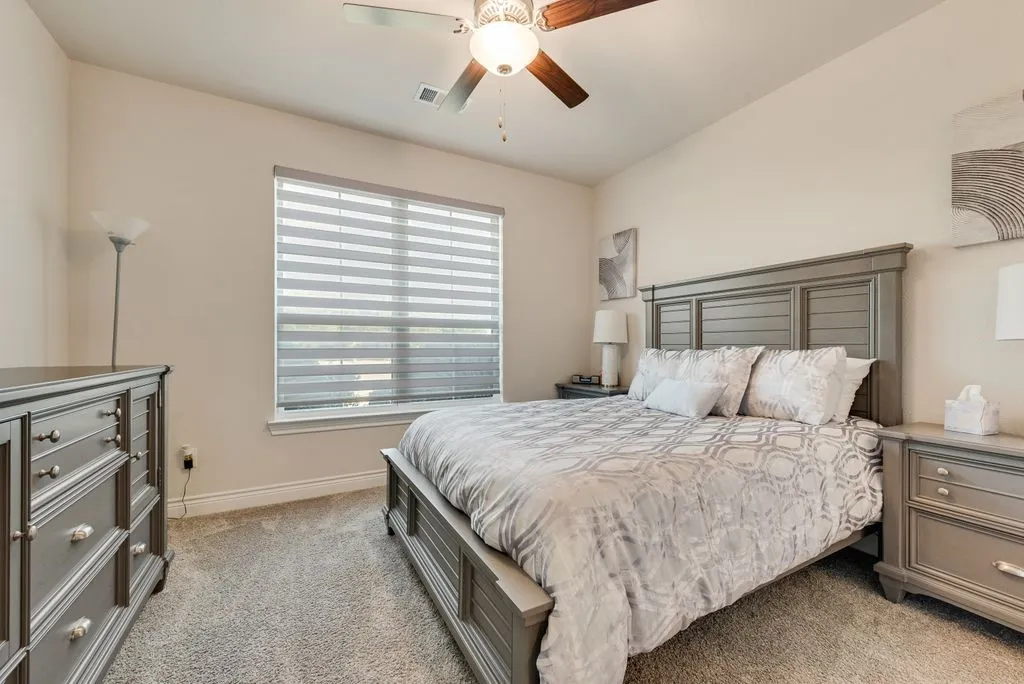 Single Family Residence For Sale in Ellis County , 481 Ike Road, Waxahachie, Texas 75165, 4 Bedroom, 5 Bathroom, 2 Garage spaces, 3,353 Sqft, built in 2021, mls#21380626, Real Estate Agent in Waxahachie, Homes For Sale in Ellis county, Homes For Sale in Waxahachie, Realtor in Waxahachie Texas, Real Estate Brokerage Independent Realty Texas, Luminita Cordes Realtor