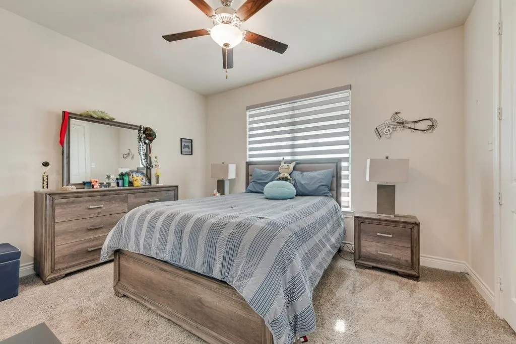 Single Family Residence For Sale in Ellis County , 481 Ike Road, Waxahachie, Texas 75165, 4 Bedroom, 5 Bathroom, 2 Garage spaces, 3,353 Sqft, built in 2021, mls#21380626, Real Estate Agent in Waxahachie, Homes For Sale in Ellis county, Homes For Sale in Waxahachie, Realtor in Waxahachie Texas, Real Estate Brokerage Independent Realty Texas, Luminita Cordes Realtor