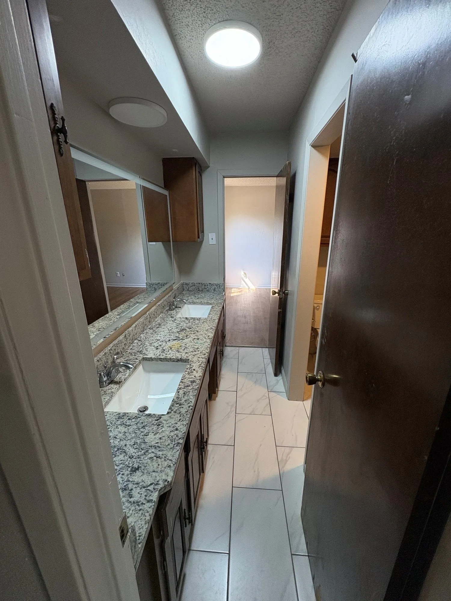 Duplex For Rent in Denton County , 2205 Bowling Green Street, Denton, Texas 76201, 2 Bedroom, 1 Bathroom, Garage spaces, 1,140 Sqft, built in 1975, mls#21380667, Real Estate Agent in Denton, Homes For Rent in Denton county, Homes For Rent in Denton, Realtor in Denton Texas, Real Estate Brokerage Independent Realty Texas, Luminita Cordes Realtor