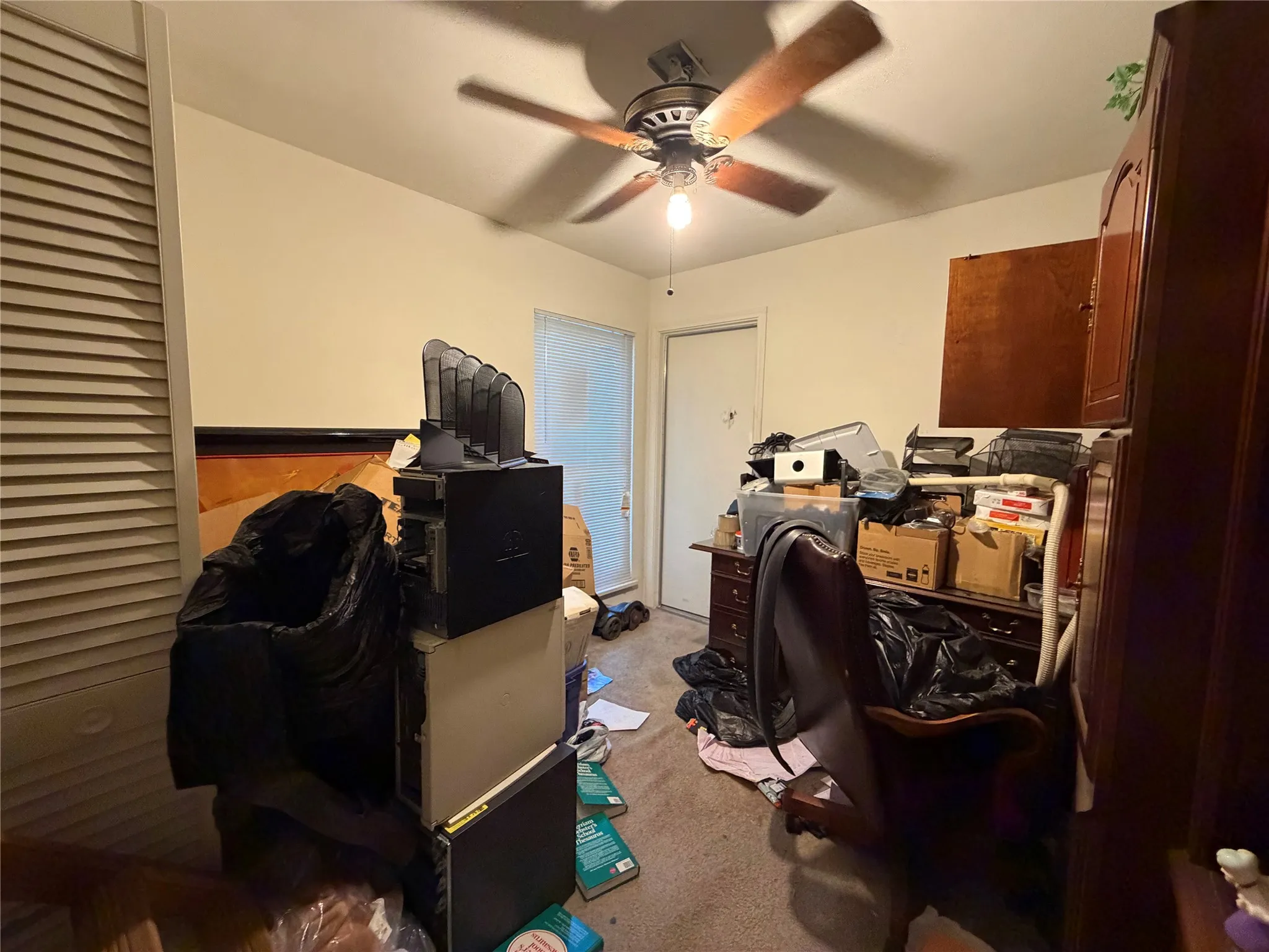 Single Family Residence For Sale in Tarrant County , 1416 Steinburg Lane, Fort Worth, Texas 76134, 3 Bedroom, 2 Bathroom, 2 Garage spaces, 1,502 Sqft, built in 1979, mls#21313965, Real Estate Agent in Fort Worth, Homes For Sale in Tarrant county, Homes For Sale in Fort Worth, Realtor in Fort Worth Texas, Real Estate Brokerage Independent Realty Texas, Luminita Cordes Realtor