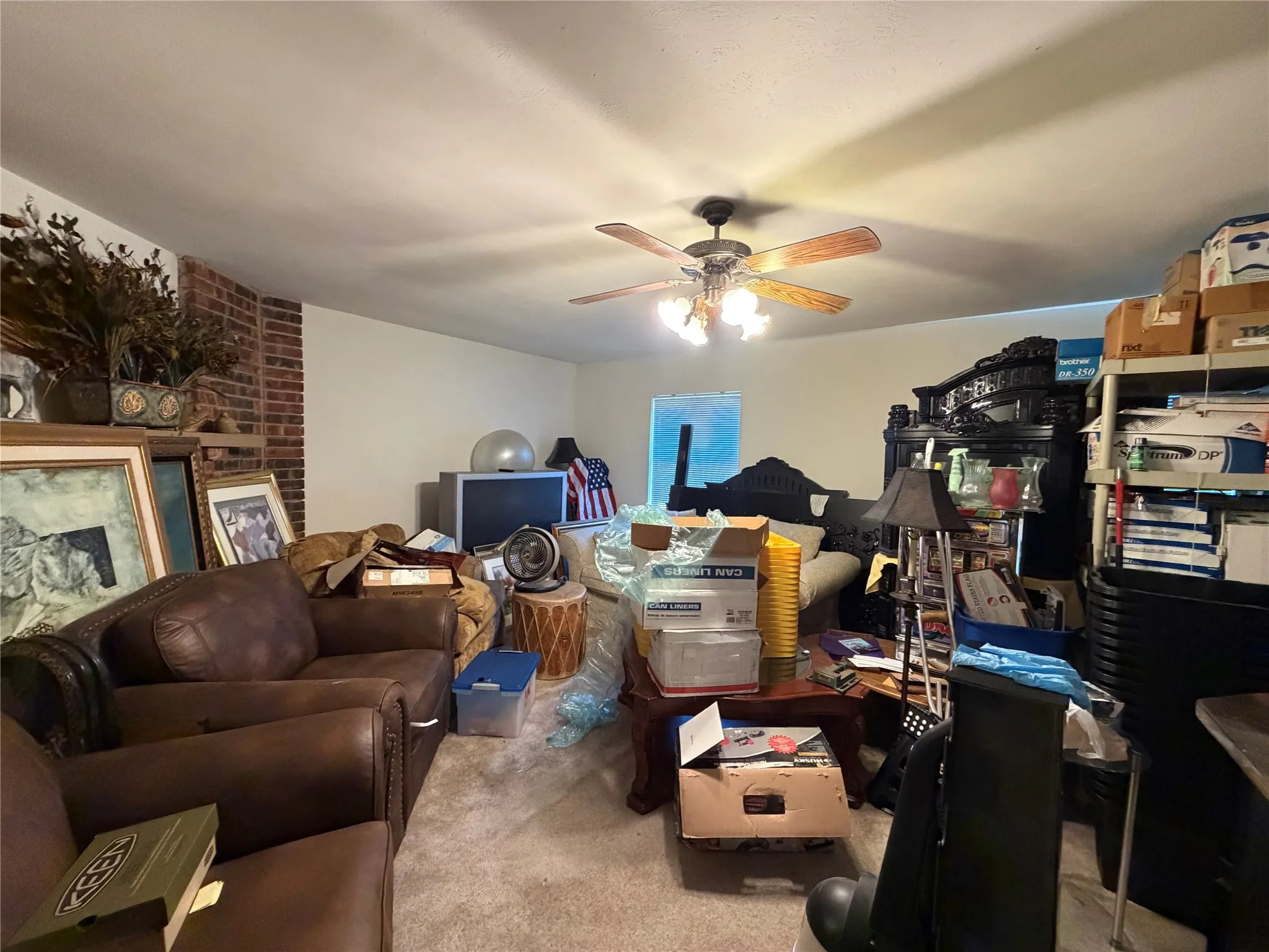 Single Family Residence For Sale in Tarrant County , 1416 Steinburg Lane, Fort Worth, Texas 76134, 3 Bedroom, 2 Bathroom, 2 Garage spaces, 1,502 Sqft, built in 1979, mls#21313965, Real Estate Agent in Fort Worth, Homes For Sale in Tarrant county, Homes For Sale in Fort Worth, Realtor in Fort Worth Texas, Real Estate Brokerage Independent Realty Texas, Luminita Cordes Realtor
