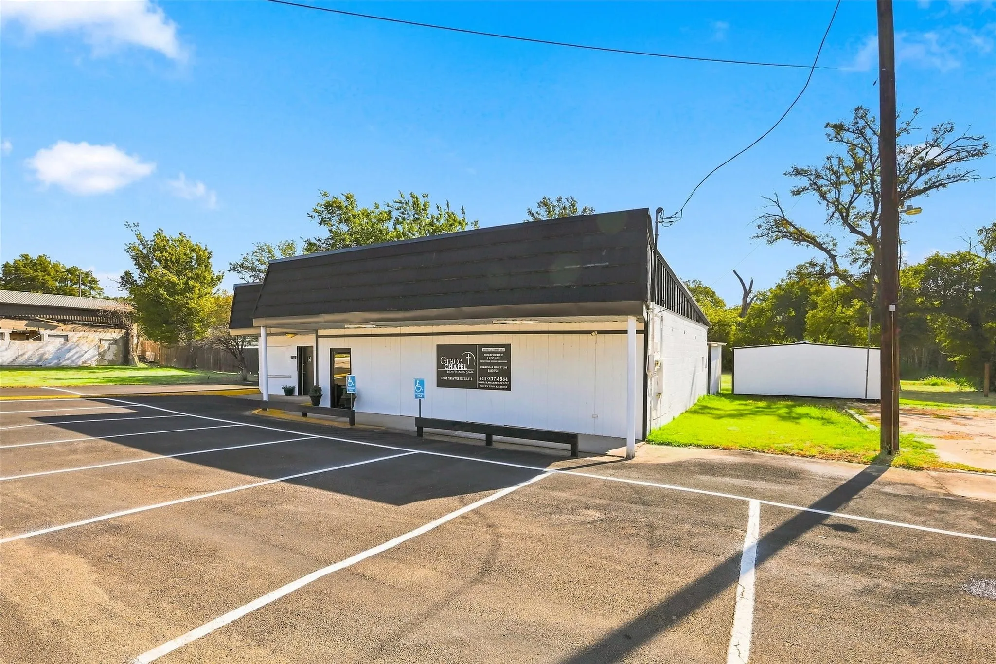 Retail For Sale in Tarrant County , 3508 Shawnee Trail, Lake Worth, Texas 76135, 0, 0, Garage spaces, 0 Sqft, built in 1927, mls#21371092, Real Estate Agent in Lake Worth, Homes For Sale in Tarrant county, Homes For Sale in Lake Worth, Realtor in Lake Worth Texas, Real Estate Brokerage Independent Realty Texas, Luminita Cordes Realtor