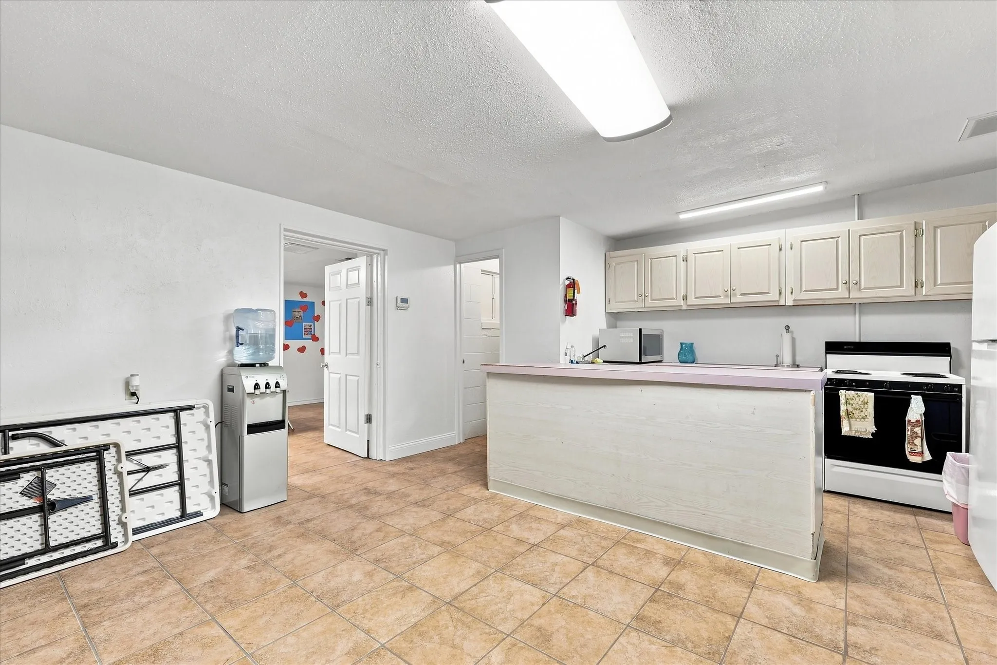 Retail For Sale in Tarrant County , 3508 Shawnee Trail, Lake Worth, Texas 76135, 0, 0, Garage spaces, 0 Sqft, built in 1927, mls#21371092, Real Estate Agent in Lake Worth, Homes For Sale in Tarrant county, Homes For Sale in Lake Worth, Realtor in Lake Worth Texas, Real Estate Brokerage Independent Realty Texas, Luminita Cordes Realtor