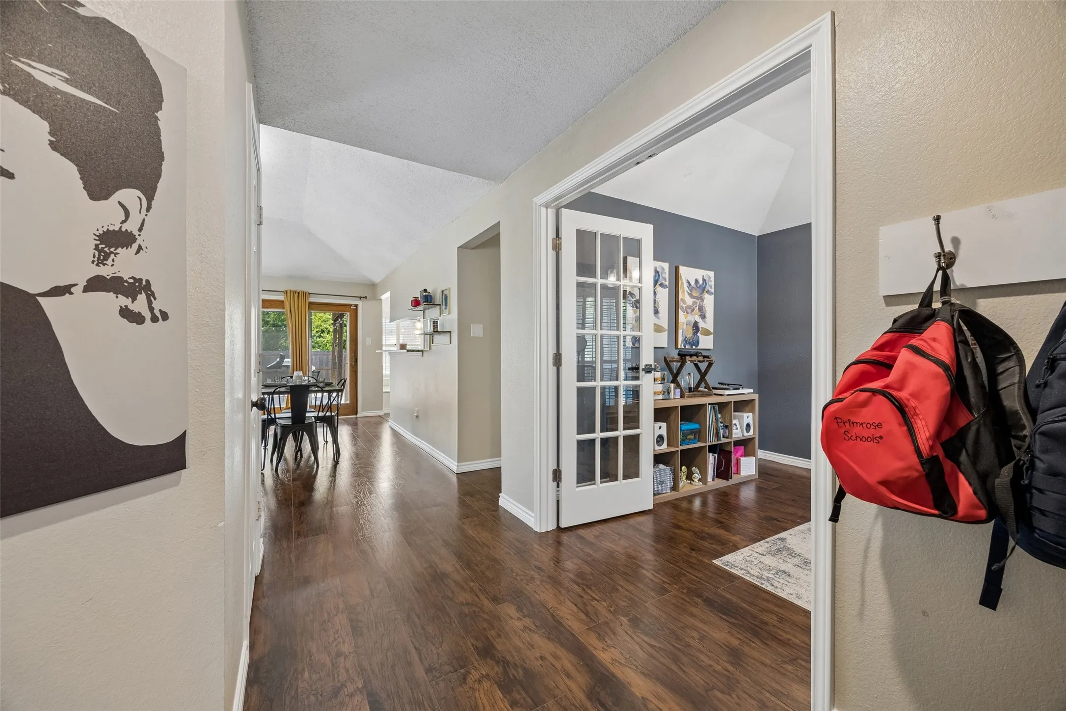 Single Family Residence For Sale in Dallas County , 626 Echo Drive, Garland, Texas 75040, 3 Bedroom, 2 Bathroom, 2 Garage spaces, 1,707 Sqft, built in 1986, mls#21380672, Real Estate Agent in Garland, Homes For Sale in Dallas county, Homes For Sale in Garland, Realtor in Garland Texas, Real Estate Brokerage Independent Realty Texas, Luminita Cordes Realtor