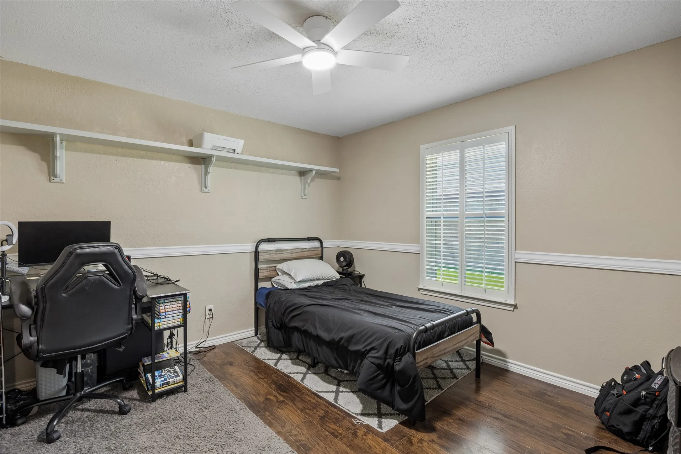 Single Family Residence For Sale in Dallas County , 626 Echo Drive, Garland, Texas 75040, 3 Bedroom, 2 Bathroom, 2 Garage spaces, 1,707 Sqft, built in 1986, mls#21380672, Real Estate Agent in Garland, Homes For Sale in Dallas county, Homes For Sale in Garland, Realtor in Garland Texas, Real Estate Brokerage Independent Realty Texas, Luminita Cordes Realtor