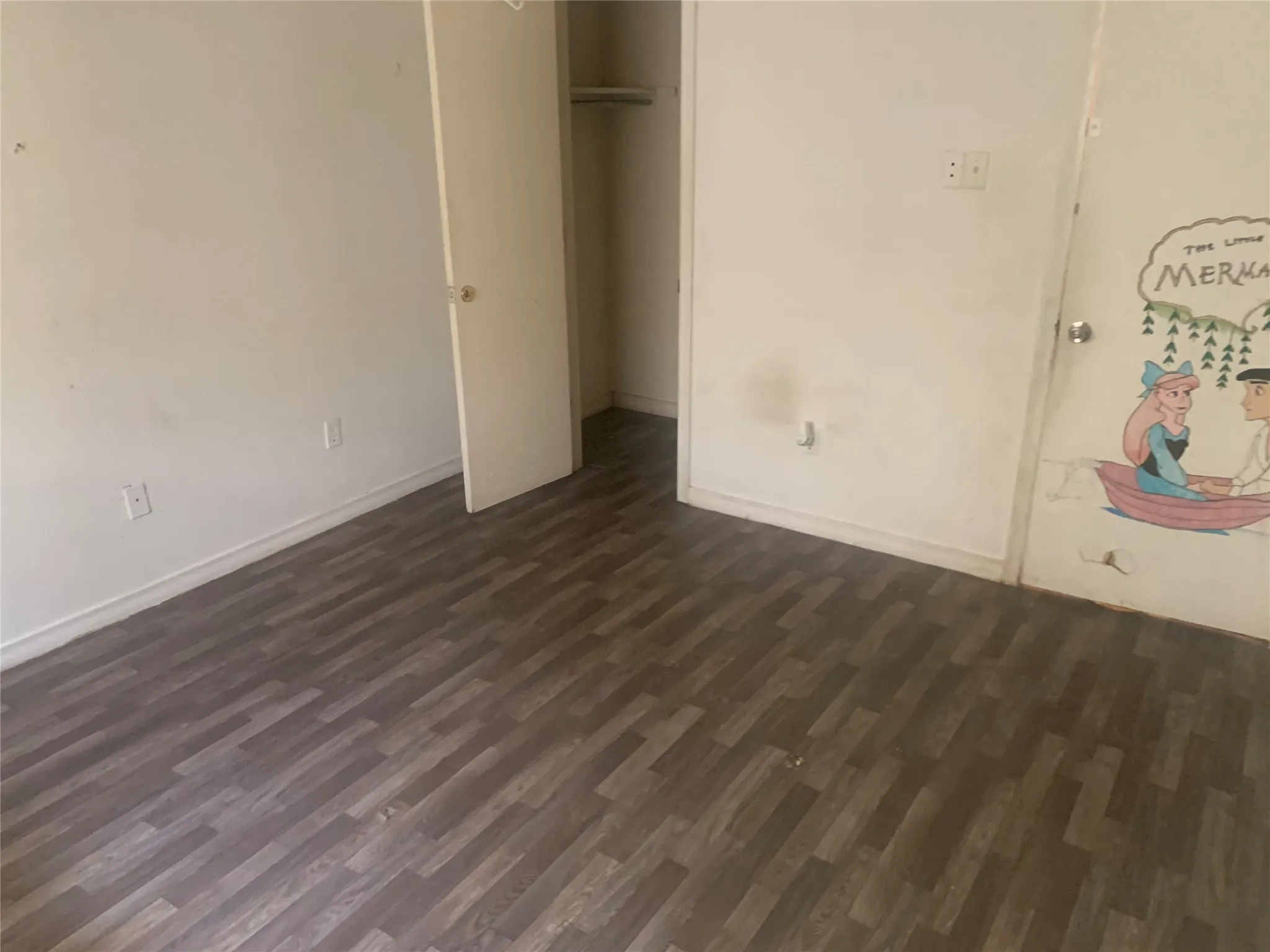 Single Family Residence For Sale in Dallas County , 1626 Spring Lake Drive, Mesquite, Texas 75149, 3 Bedroom, 2 Bathroom, 1 Garage spaces, 1,020 Sqft, built in 1970, mls#21380514, Real Estate Agent in Mesquite, Homes For Sale in Dallas county, Homes For Sale in Mesquite, Realtor in Mesquite Texas, Real Estate Brokerage Independent Realty Texas, Luminita Cordes Realtor