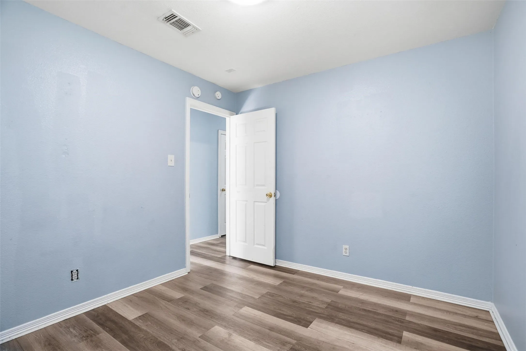Quadruplex For Sale in Tarrant County , 609 Race Street, Crowley, Texas 76036, 12 Bedroom, 4 Bathroom, Garage spaces, 0 Sqft, built in 1998, mls#21380678, Real Estate Agent in Crowley, Homes For Sale in Tarrant county, Homes For Sale in Crowley, Realtor in Crowley Texas, Real Estate Brokerage Independent Realty Texas, Luminita Cordes Realtor