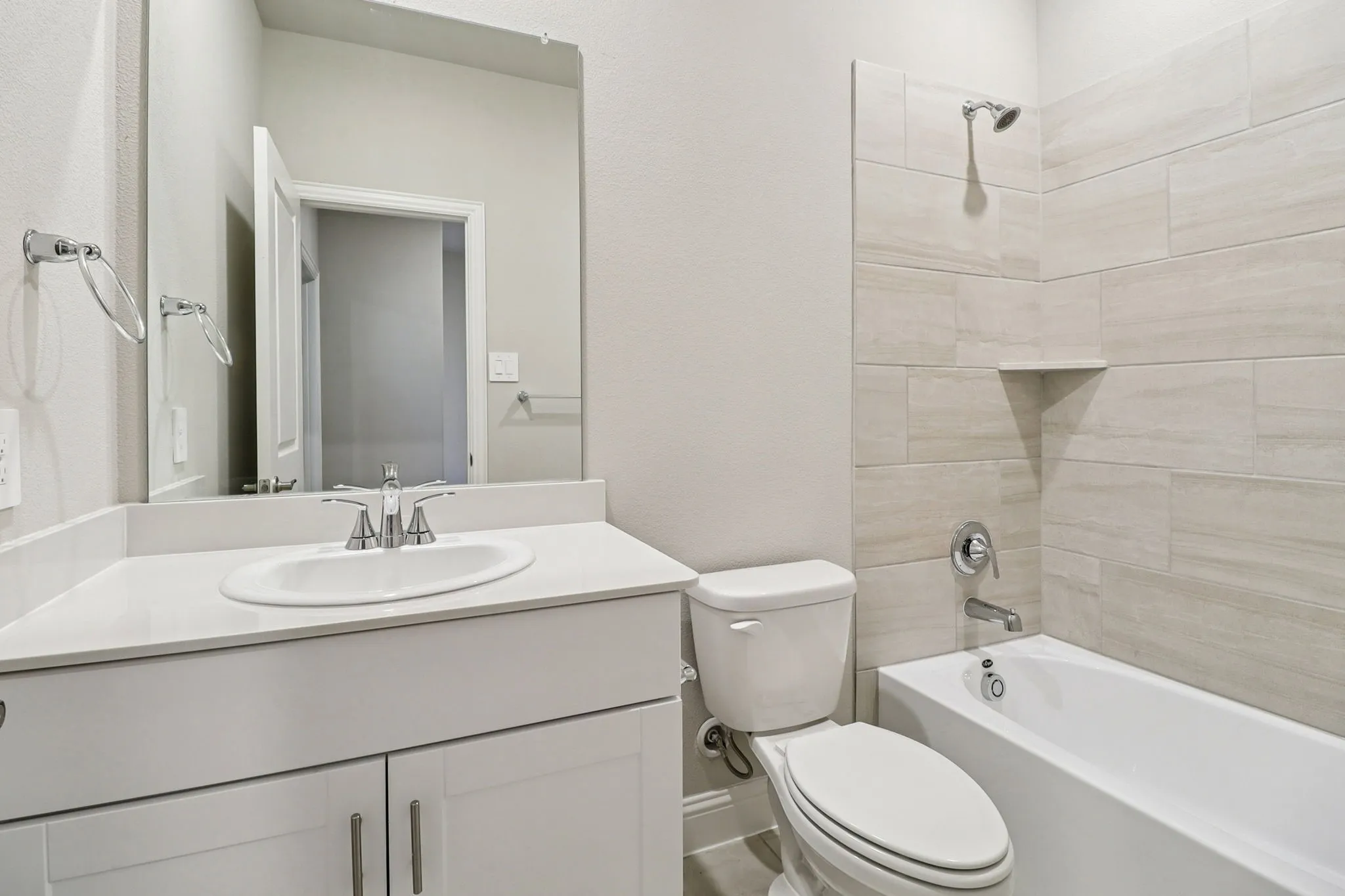 Photo is not of the actual home, but is an inspirational photo of builder’s model home and may depict options, furnishings, and/or decorator features that are not included.