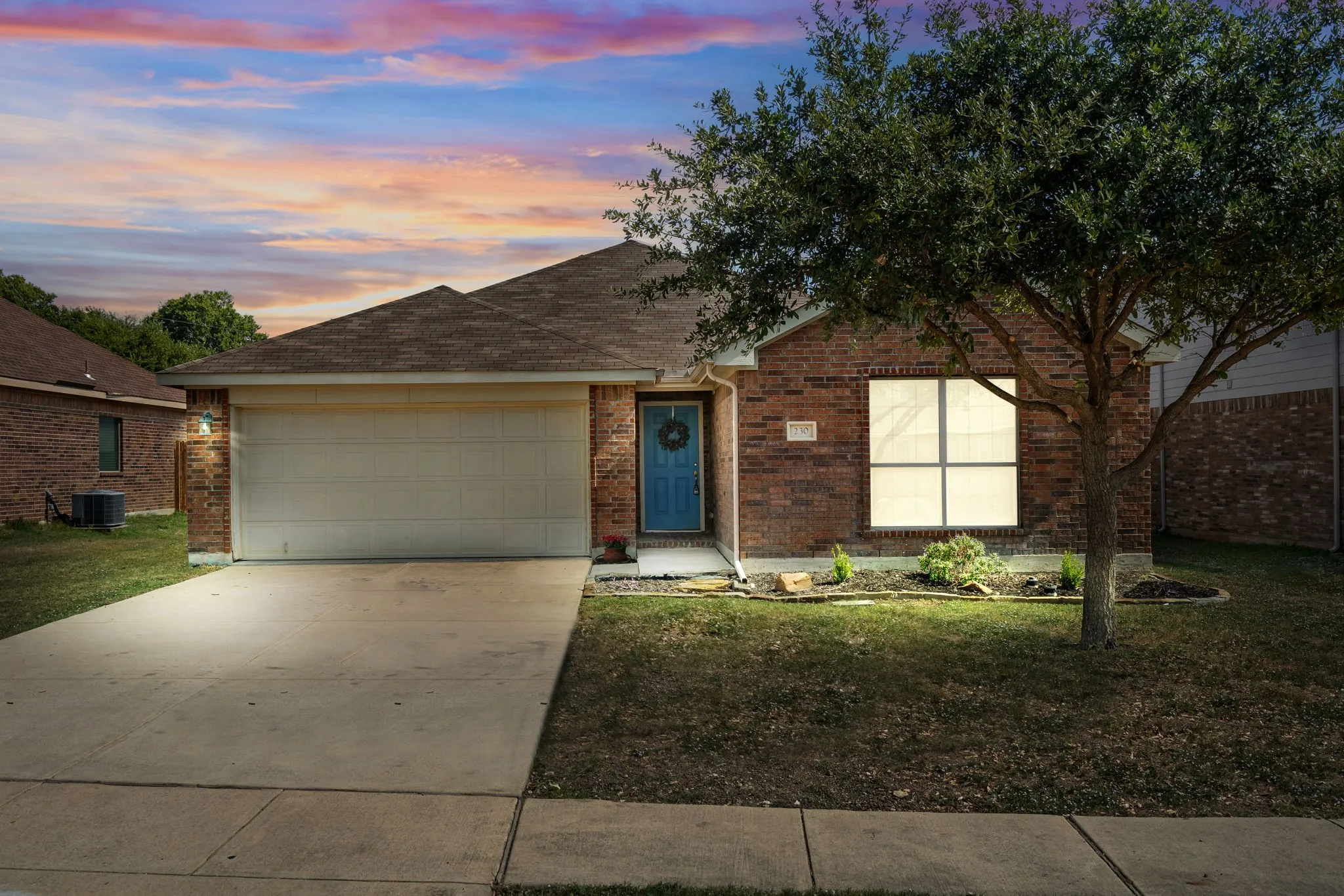Single Family Residence For Rent in Denton County , 230 Windmill Drive, Justin, Texas 76247, 3 Bedroom, 2 Bathroom, 2 Garage spaces, 1,548 Sqft, built in 2012, mls#21375433, Real Estate Agent in Justin, Homes For Rent in Denton county, Homes For Rent in Justin, Realtor in Justin Texas, Real Estate Brokerage Independent Realty Texas, Luminita Cordes Realtor
